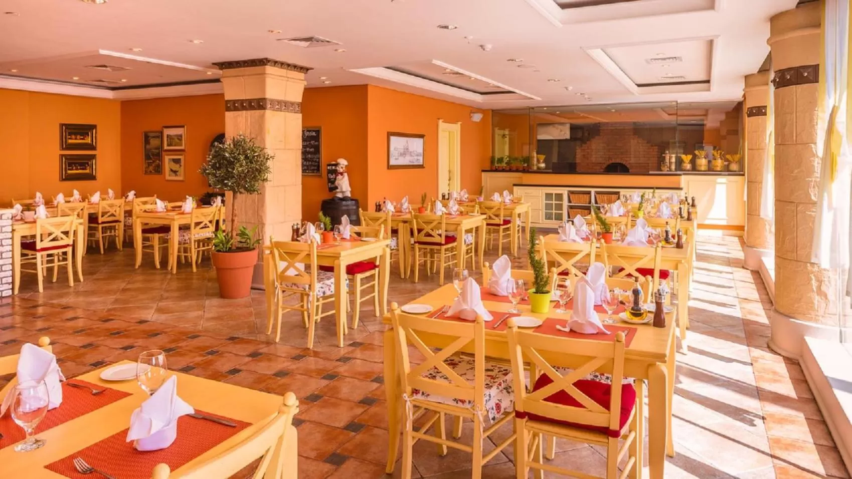 Restaurant/places to eat in Coral Beach Resort Sharjah