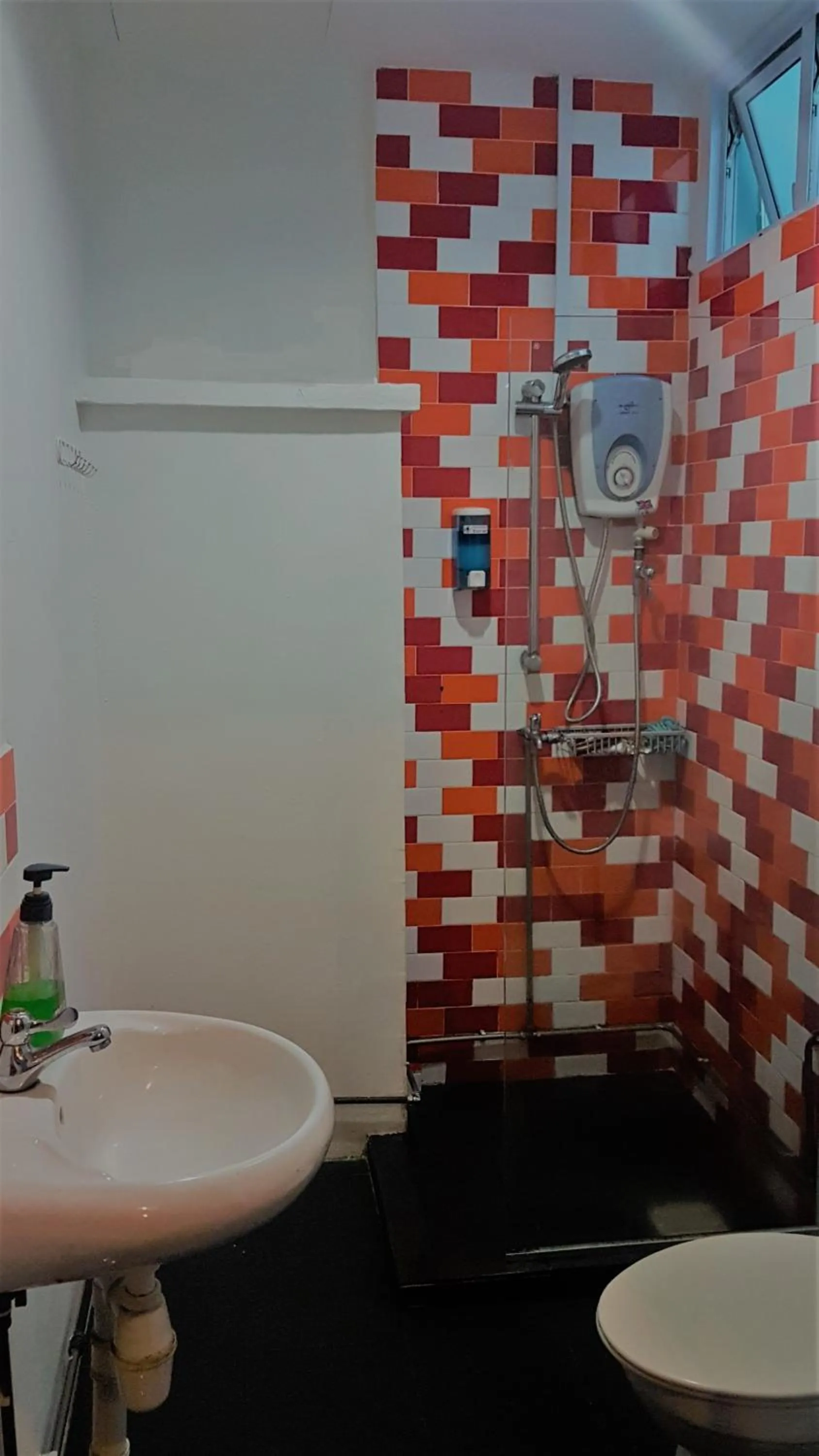 Bathroom in Beary Best! Hostel Chinatown