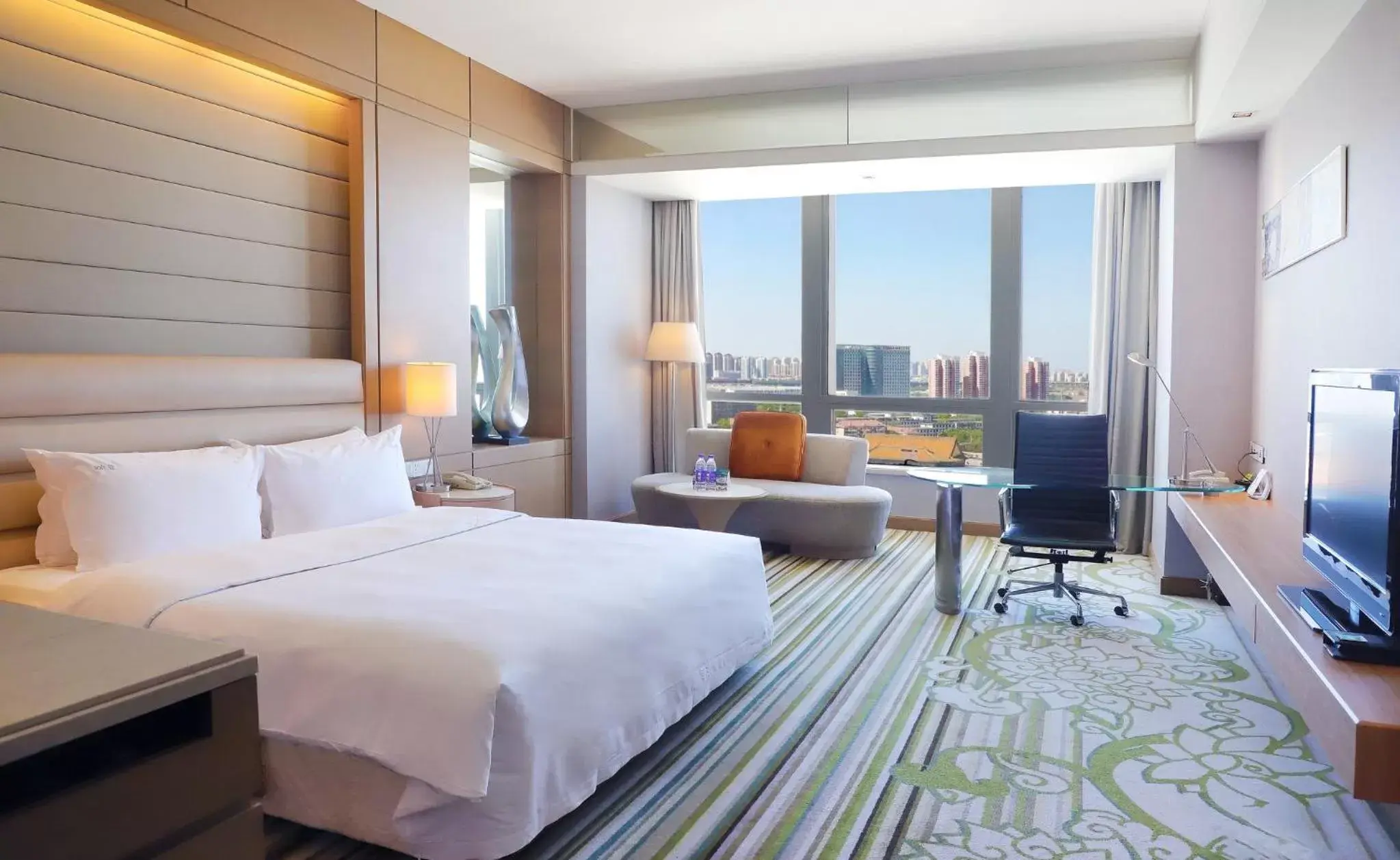 Photo of the whole room in Holiday Inn Tianjin Riverside, an IHG Hotel