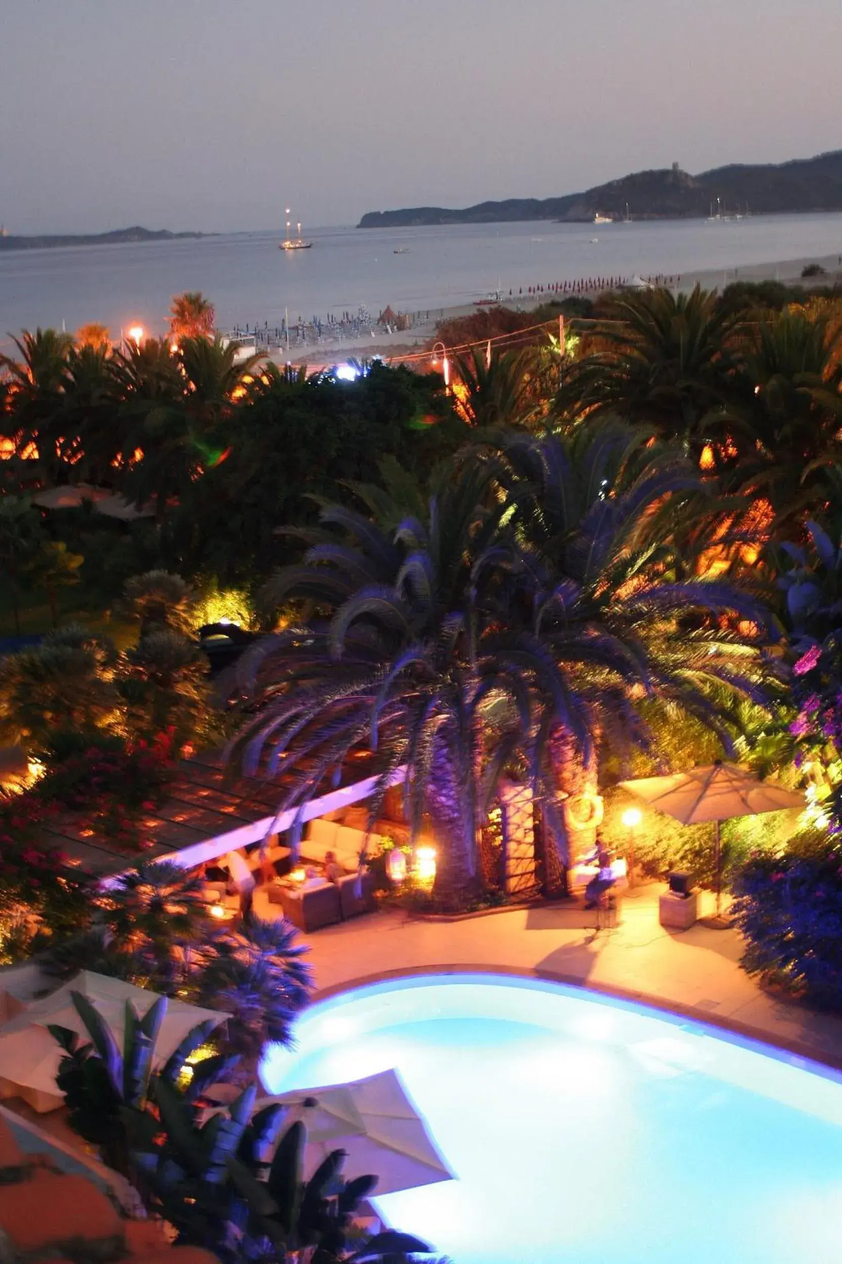 Facade/entrance, Pool View in Hotel Simius Playa