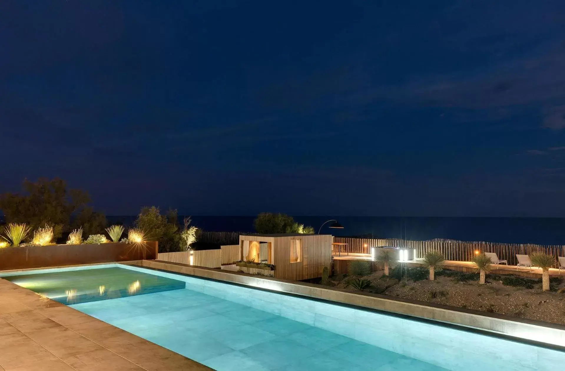 Night, Swimming Pool in Villa Miramar Frontignan