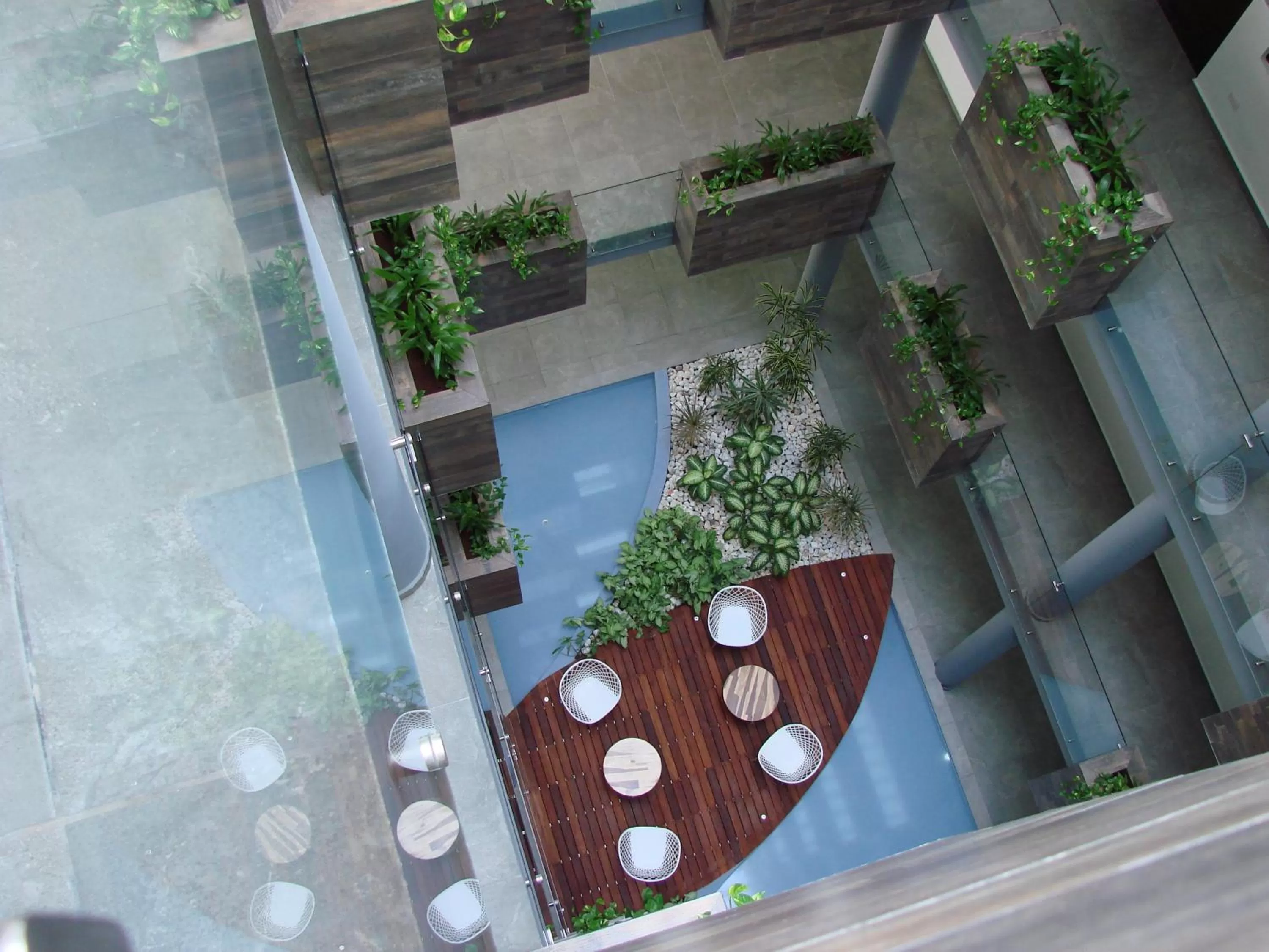 Patio, Pool View in Homely Studio or OneBR in Playa del Carmen w Balcony, BBQ, Pool Infinite, AC, TV Smart, 60mb