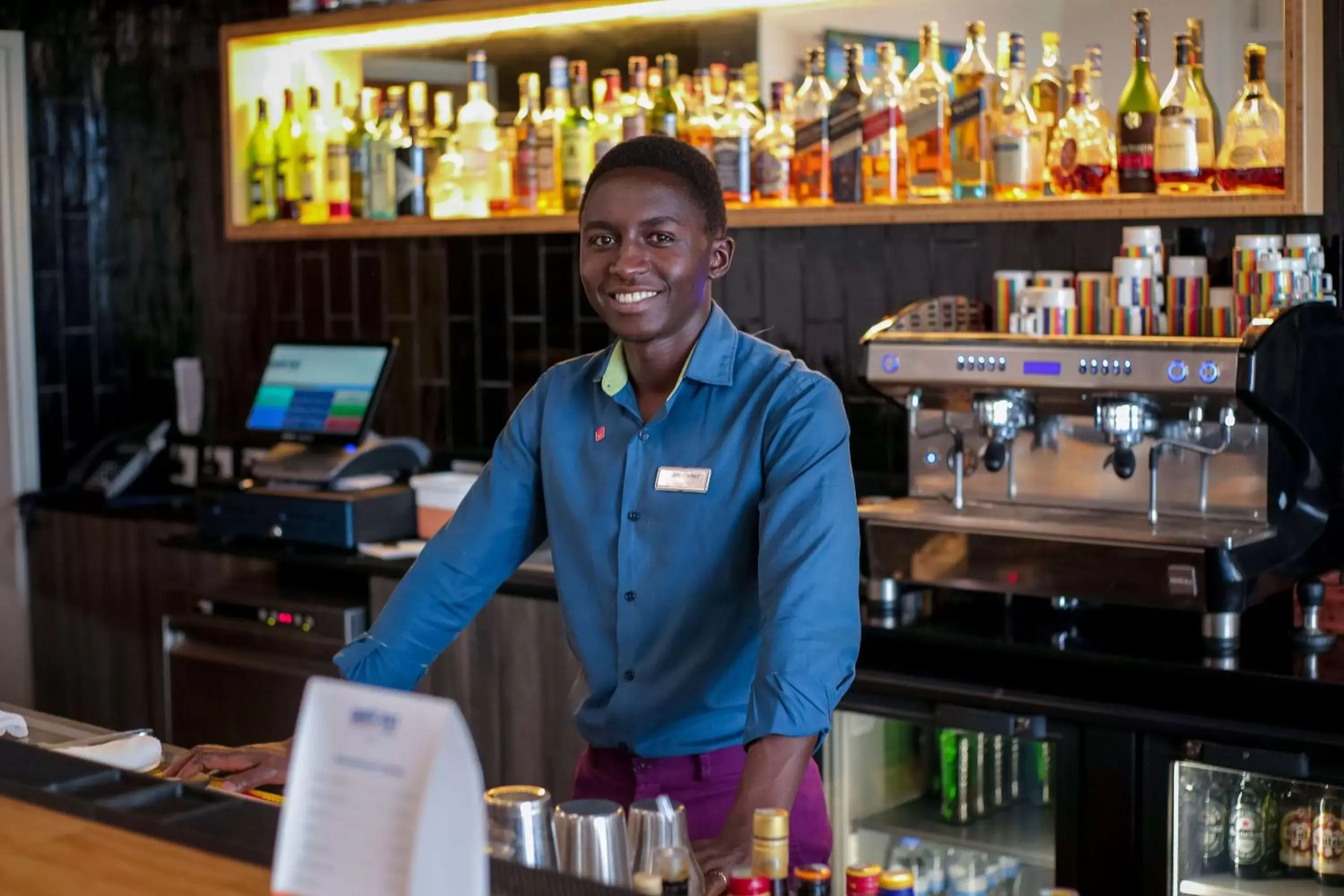 Restaurant/places to eat, Lounge/Bar in Park Inn by Radisson, Kigali