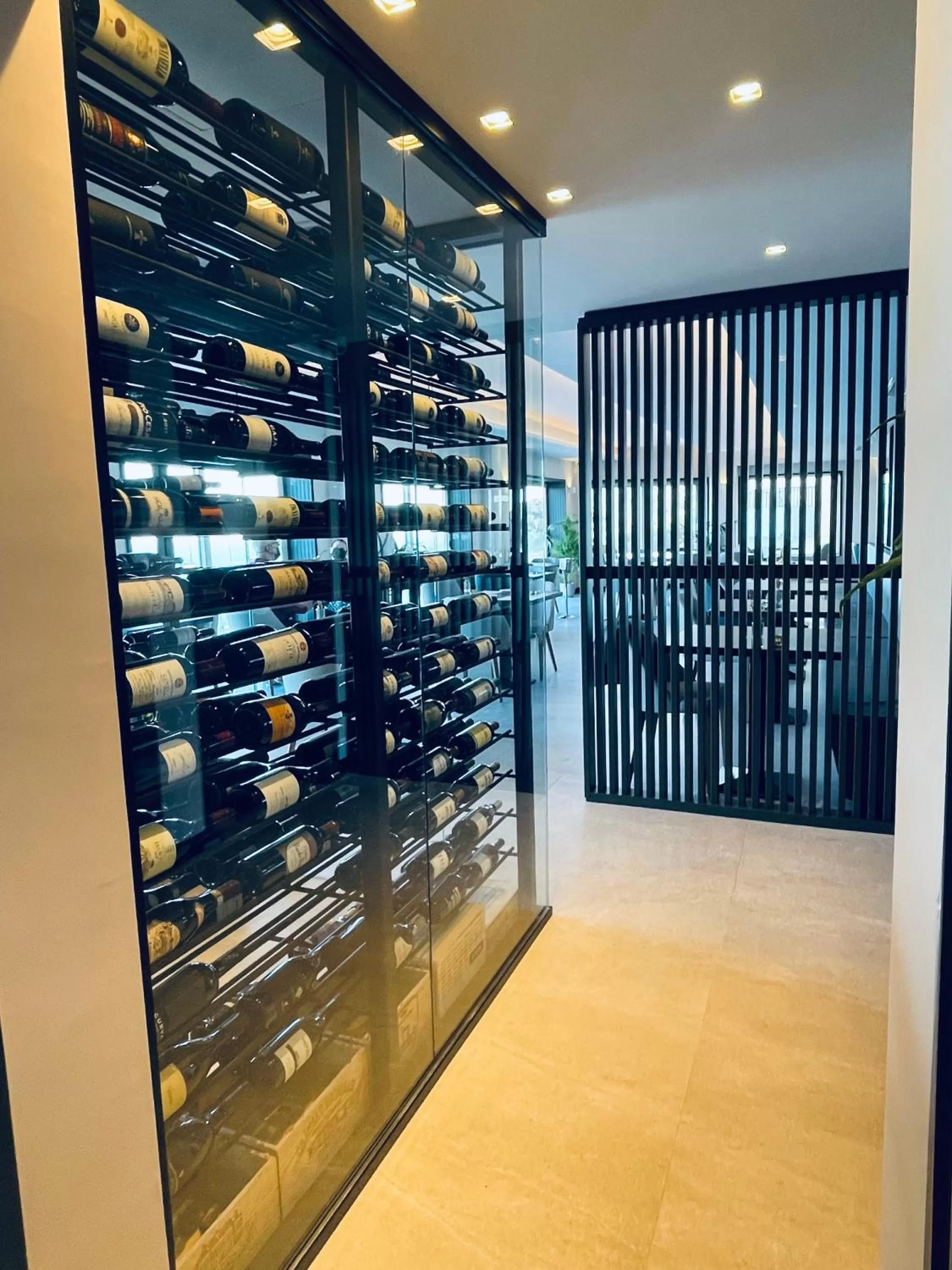 Restaurant/places to eat in Hotel VIU57