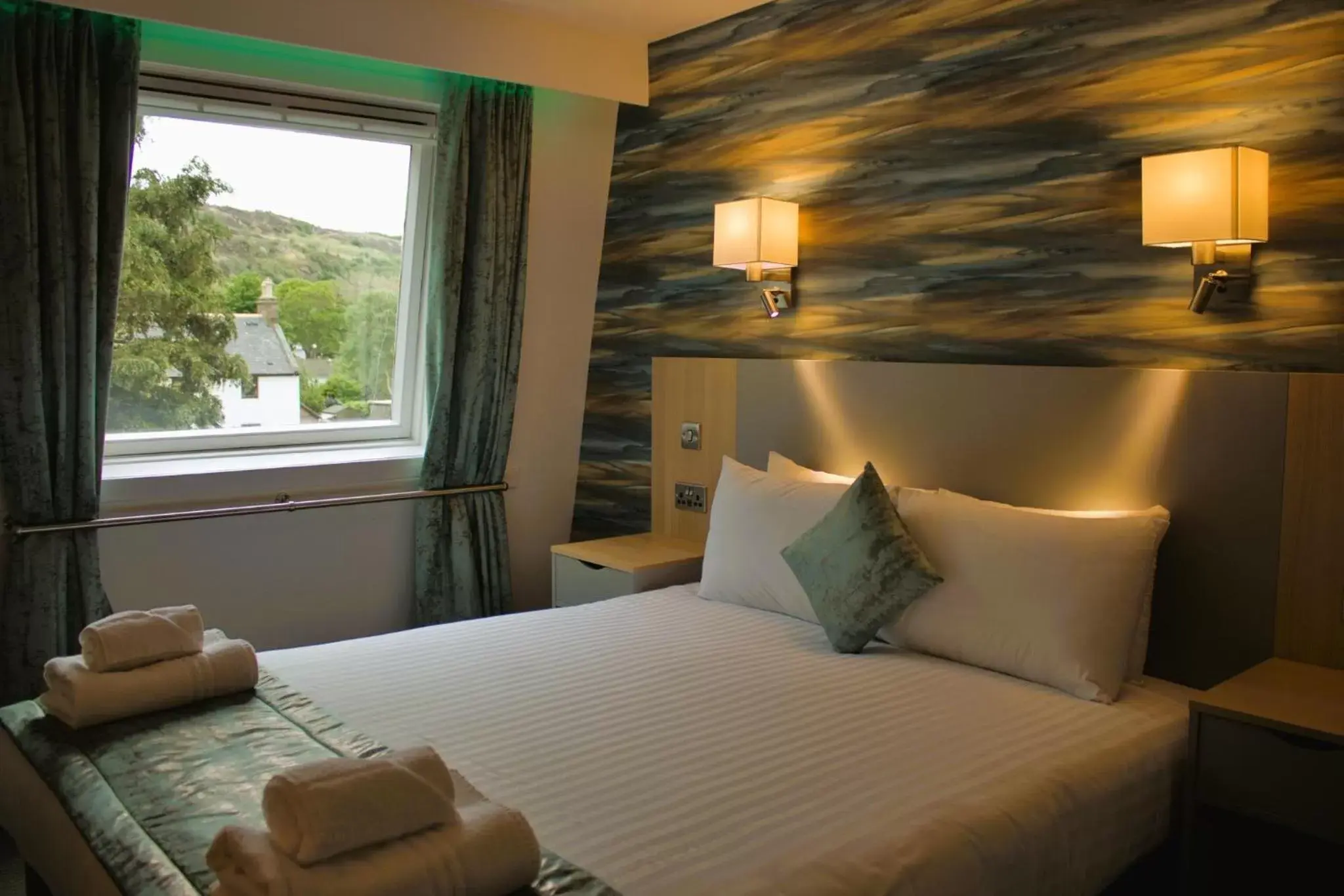 Bedroom, Bed in Caledonian Hotel 'A Bespoke Hotel’