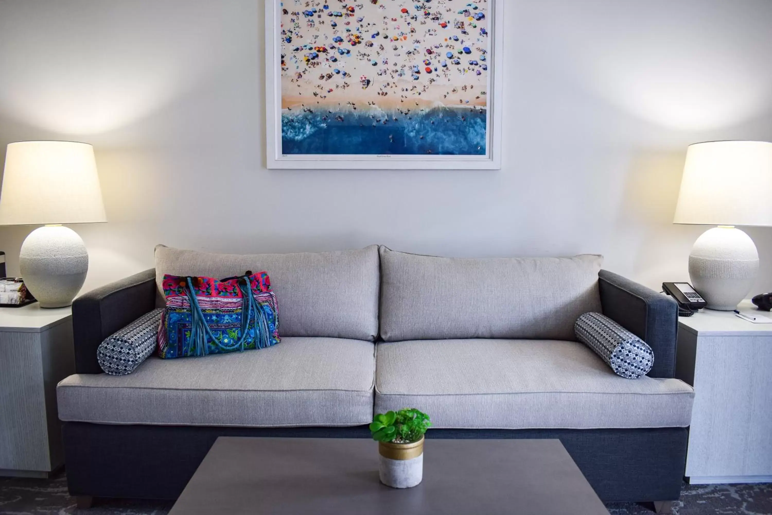 Living room, Seating Area in Beachside Inn