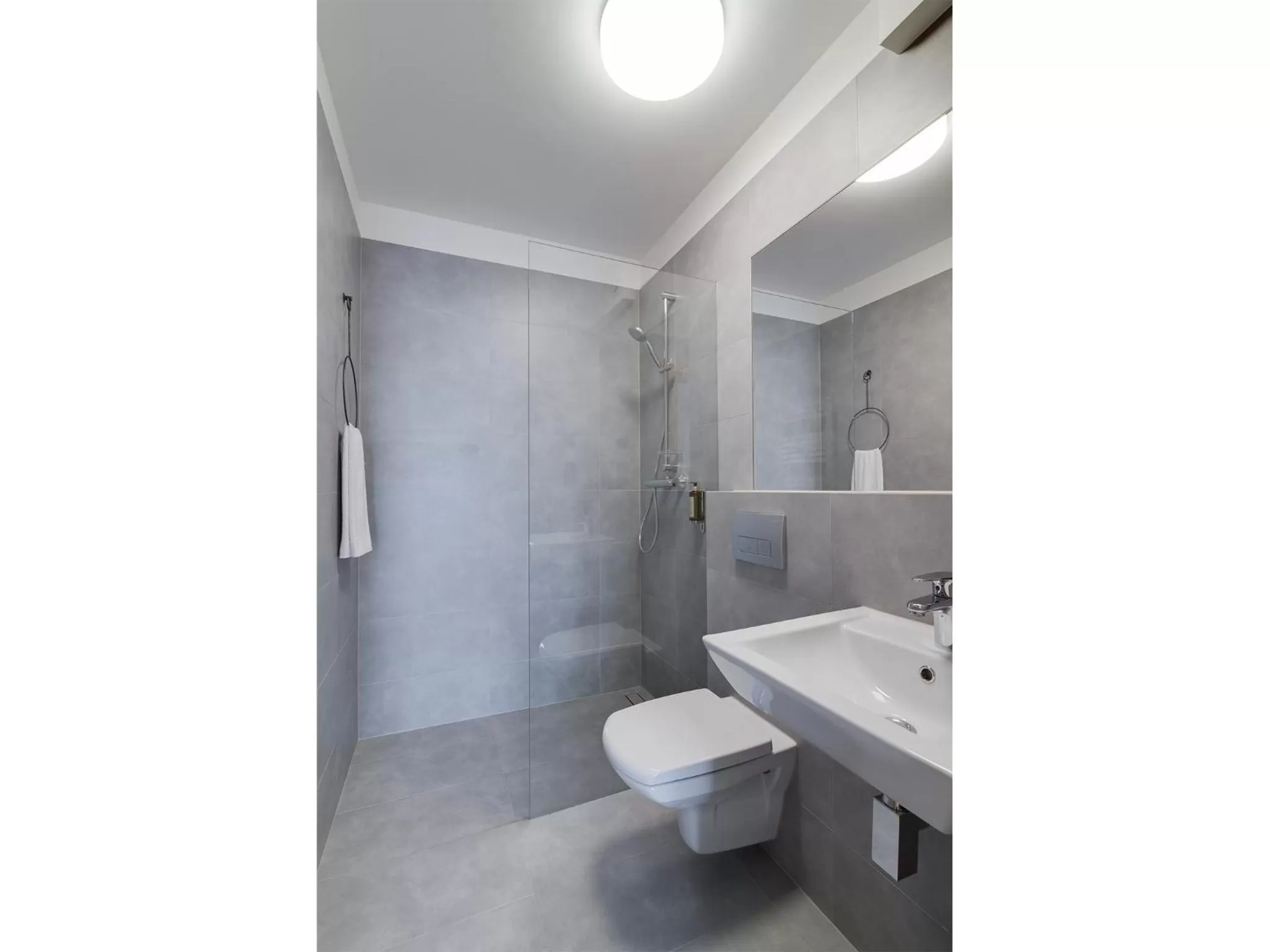 Bathroom in Well Well Aparthotel