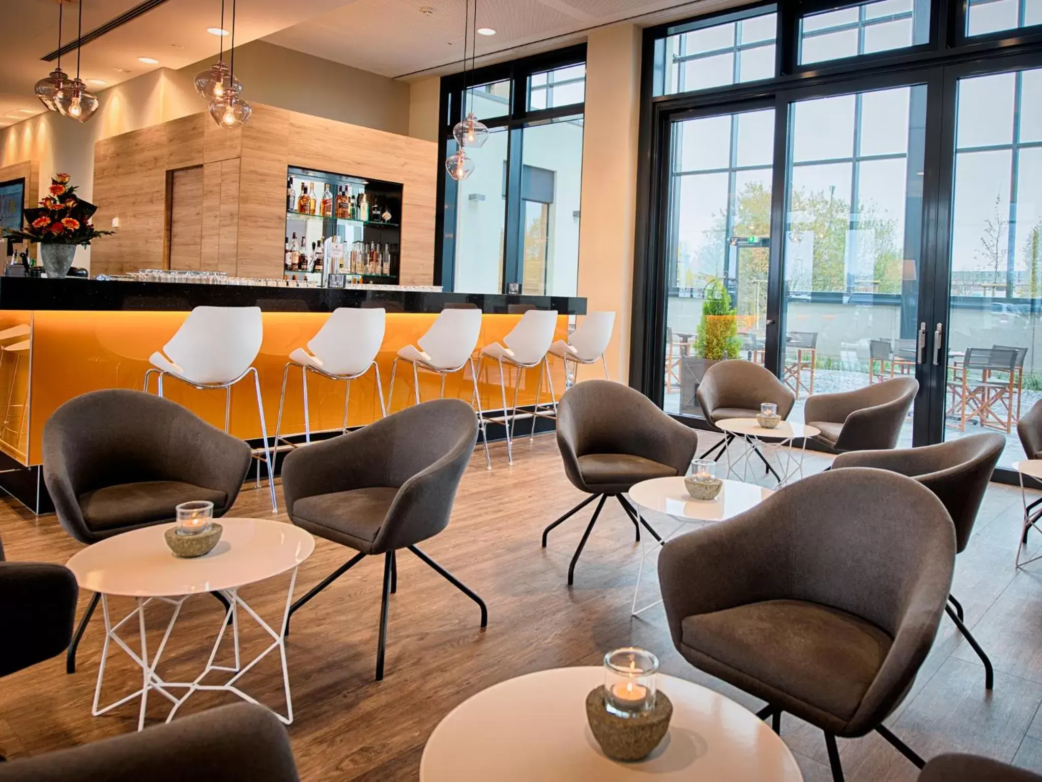 Lounge or bar, Lounge/Bar in LOGINN Hotel Leipzig by ACHAT