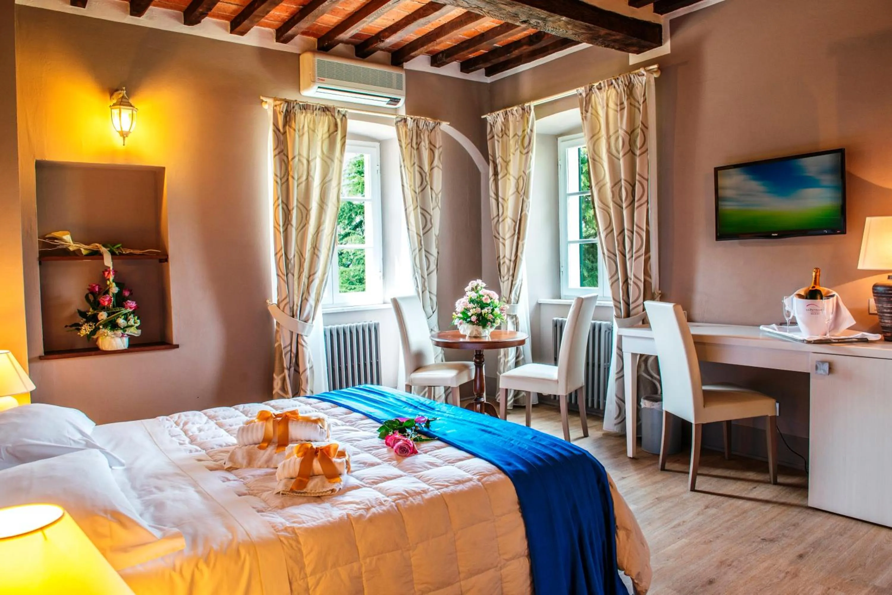 Photo of the whole room in Cortona Resort & Spa