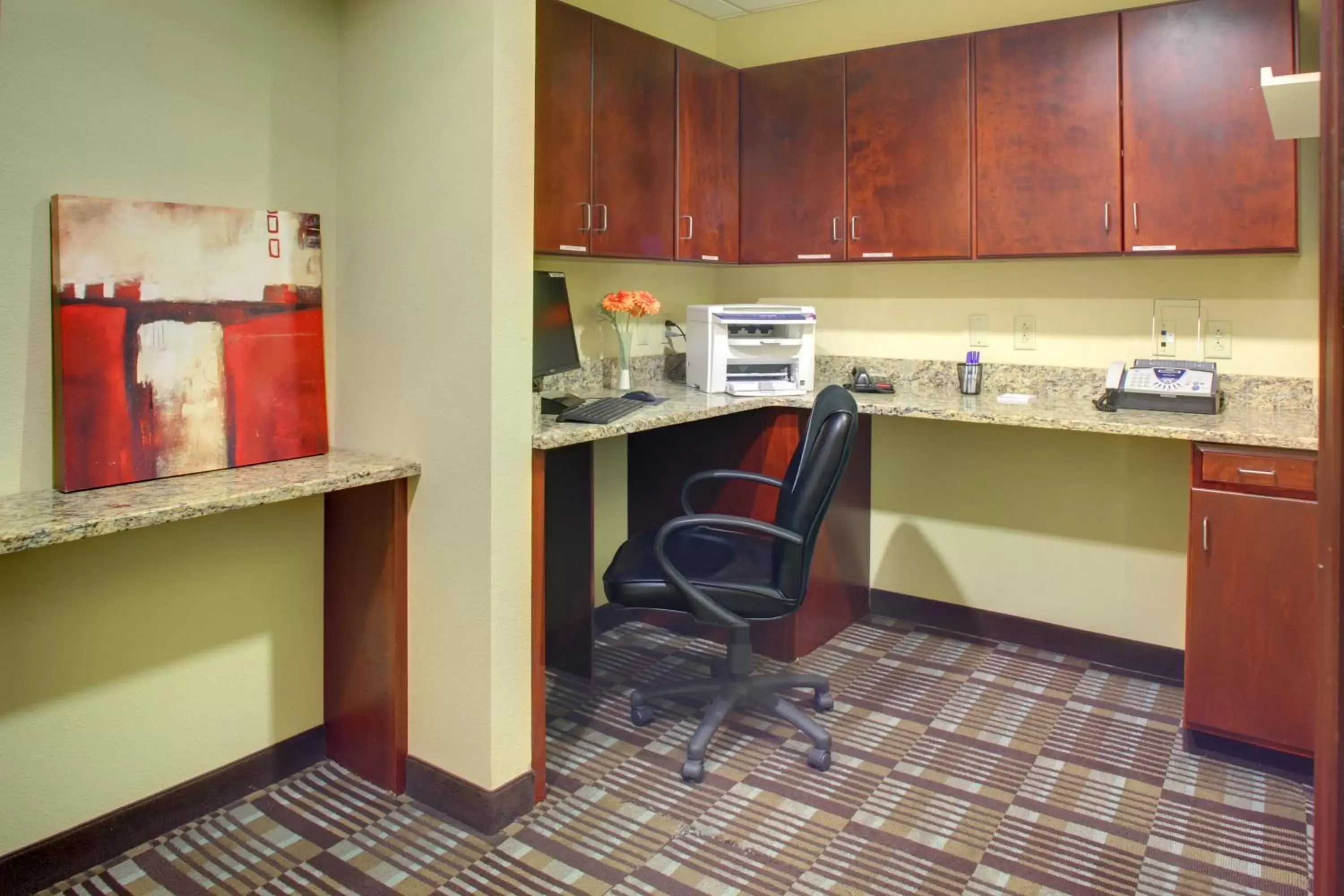 Other, Kitchen/Kitchenette in Holiday Inn Express & Suites Cross Lanes, an IHG Hotel