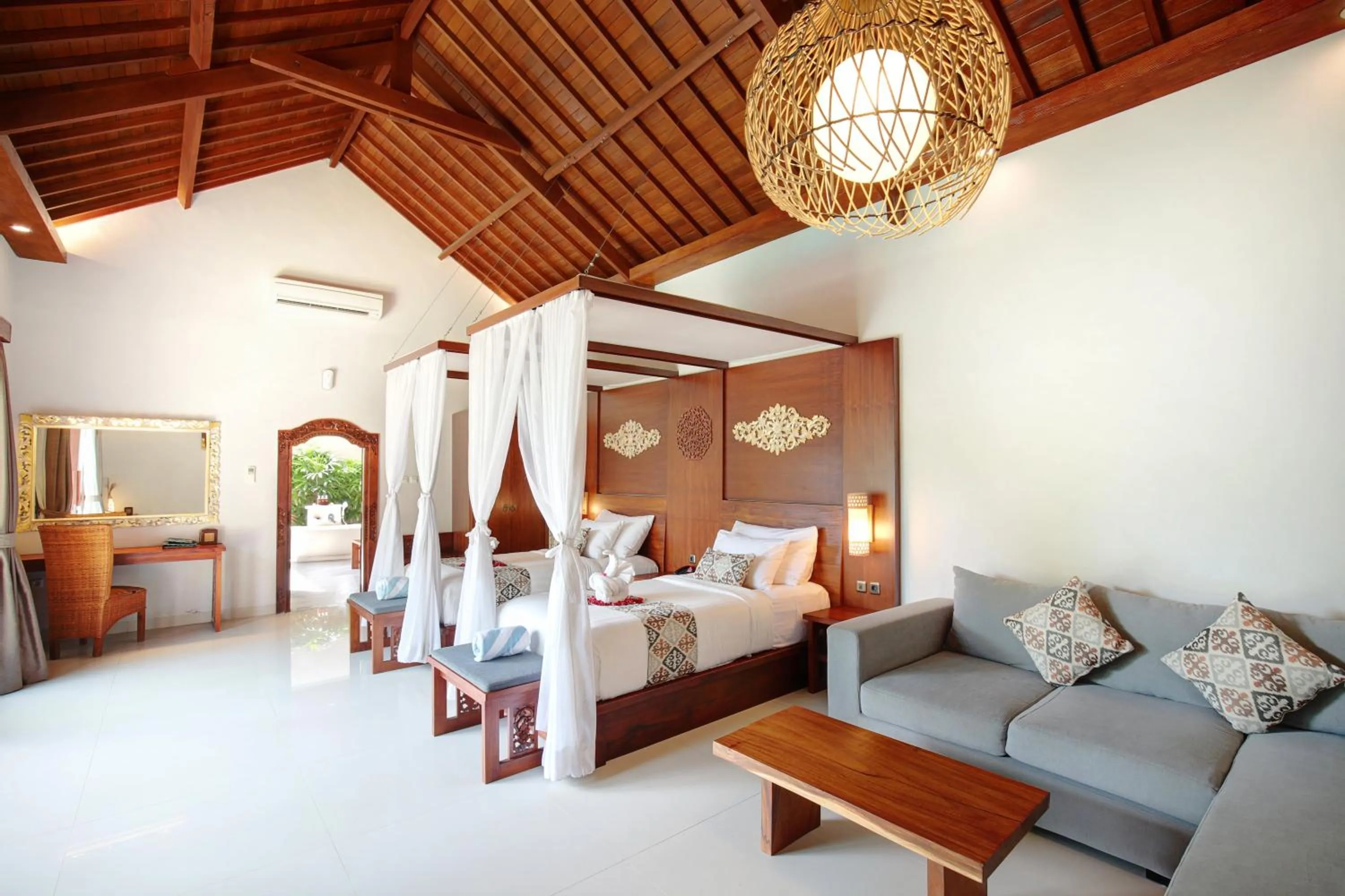 Bedroom, Bed in Lumbini Luxury Villas and Spa