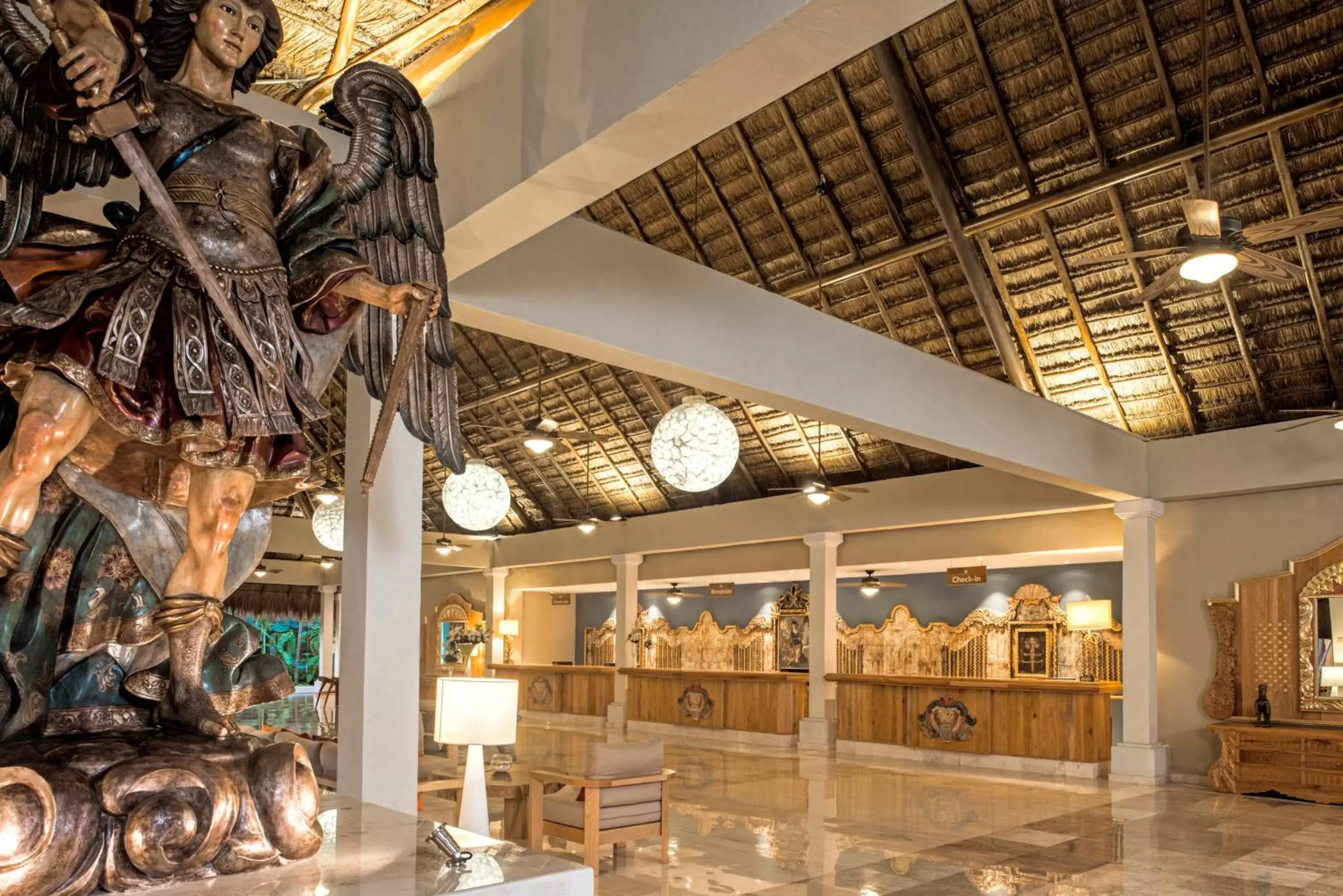 Lobby or reception, Lounge/Bar in Iberostar Quetzal