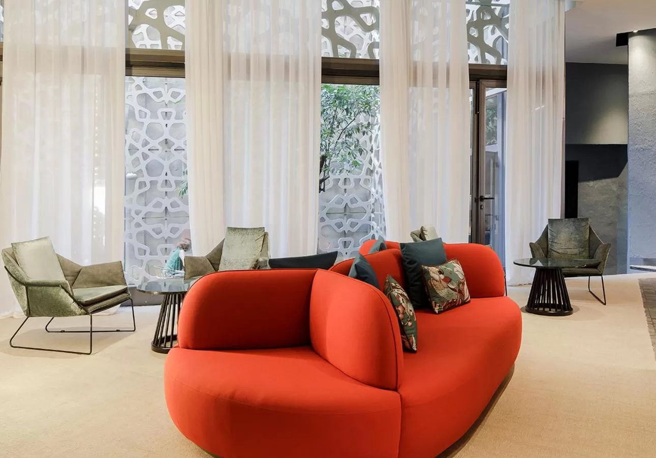 Living room in EME Catedral Mercer Hotel