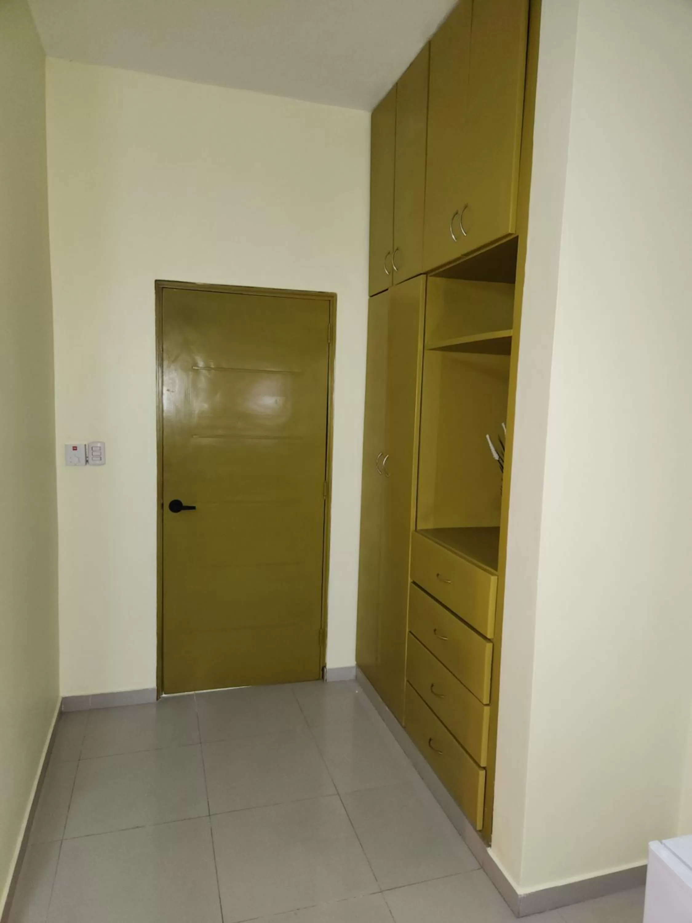 wardrobe in Hotel La Casona MC