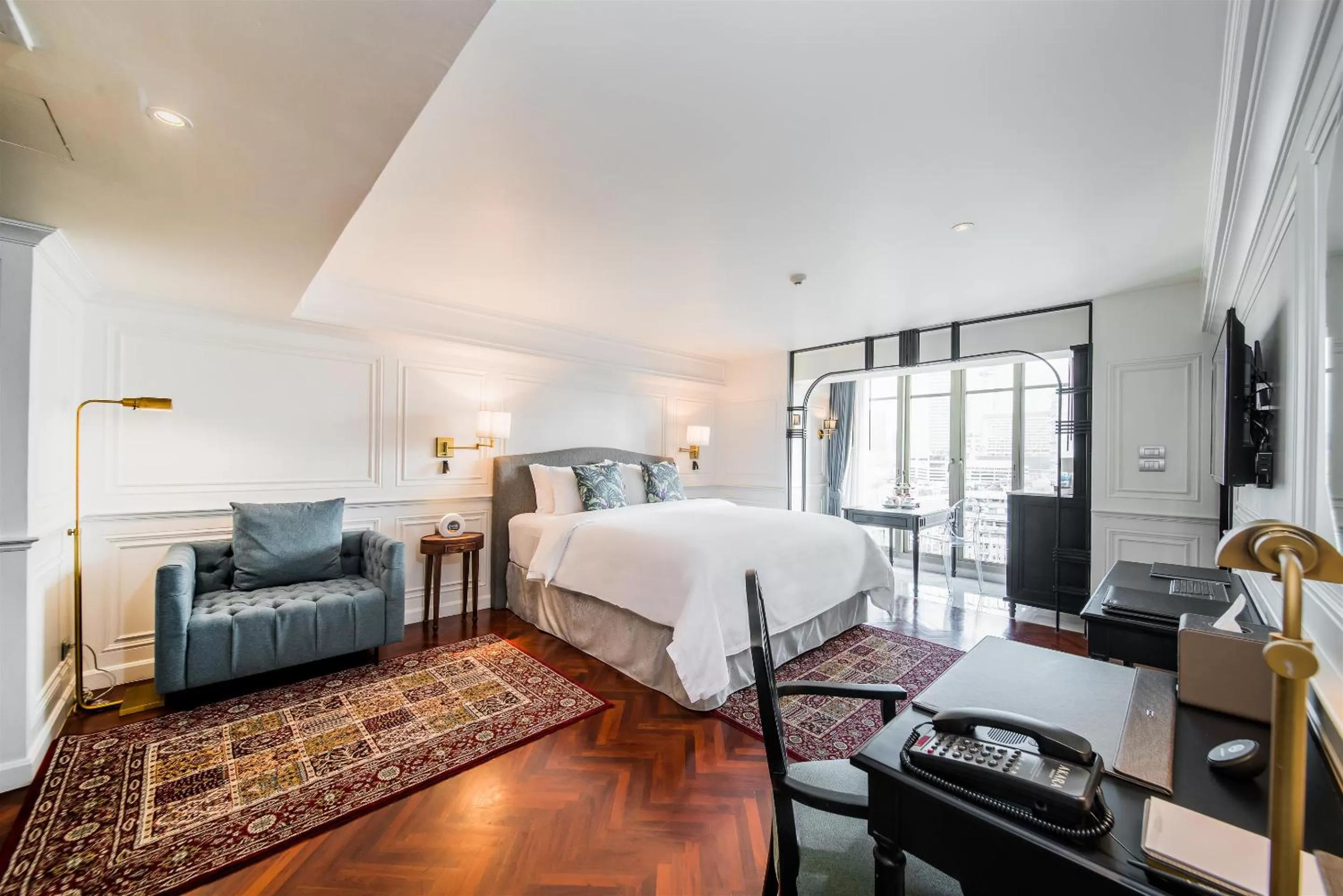 Bedroom, Bed in Akara Hotel