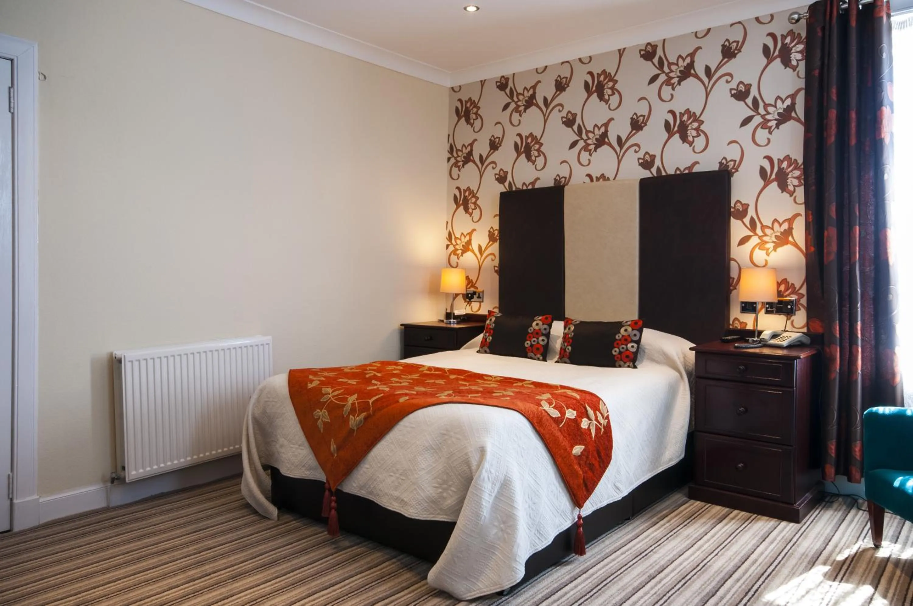 Photo of the whole room, Bed in South Beach Hotel