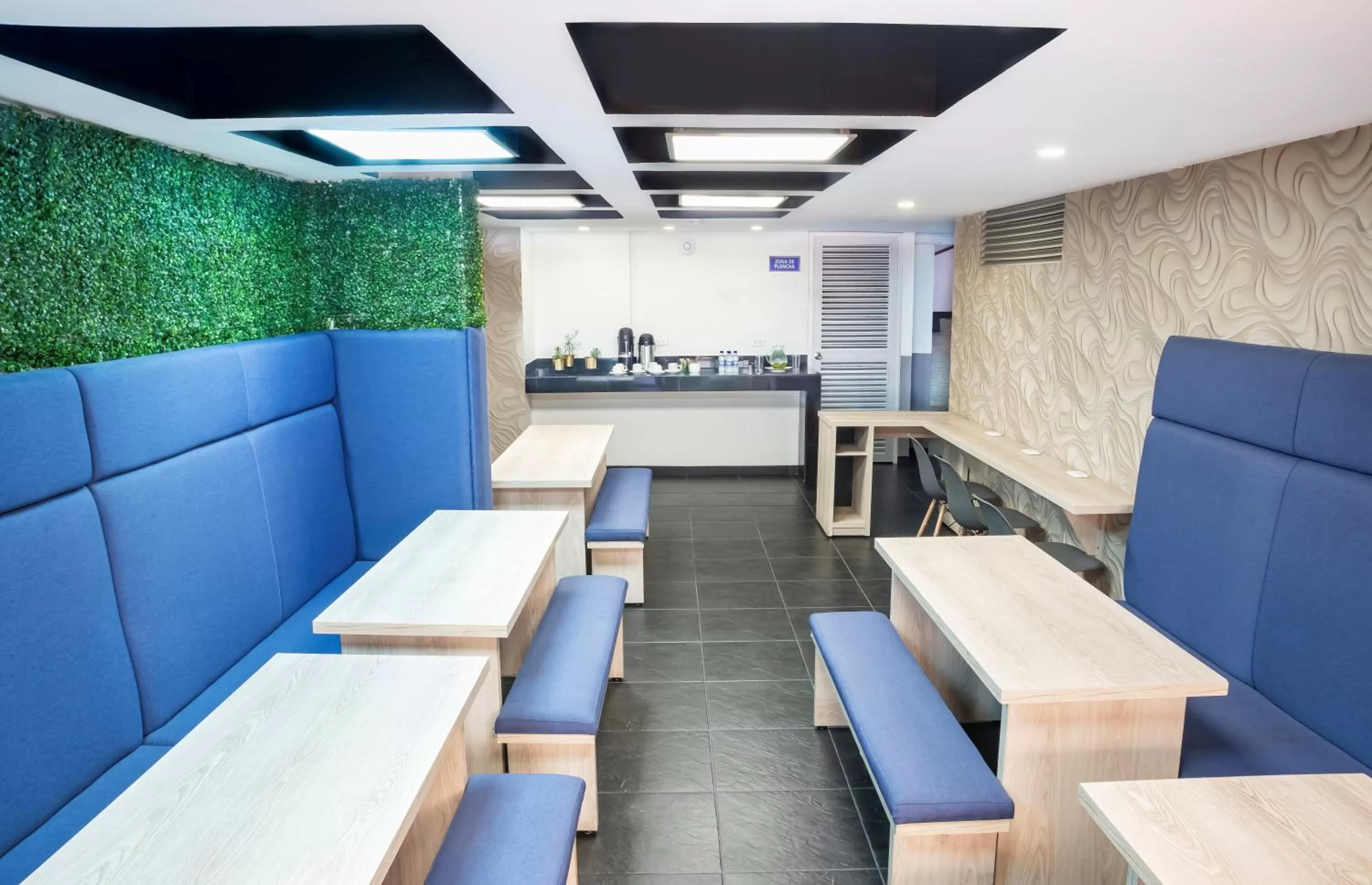 Meeting/conference room in Hotel Express 53