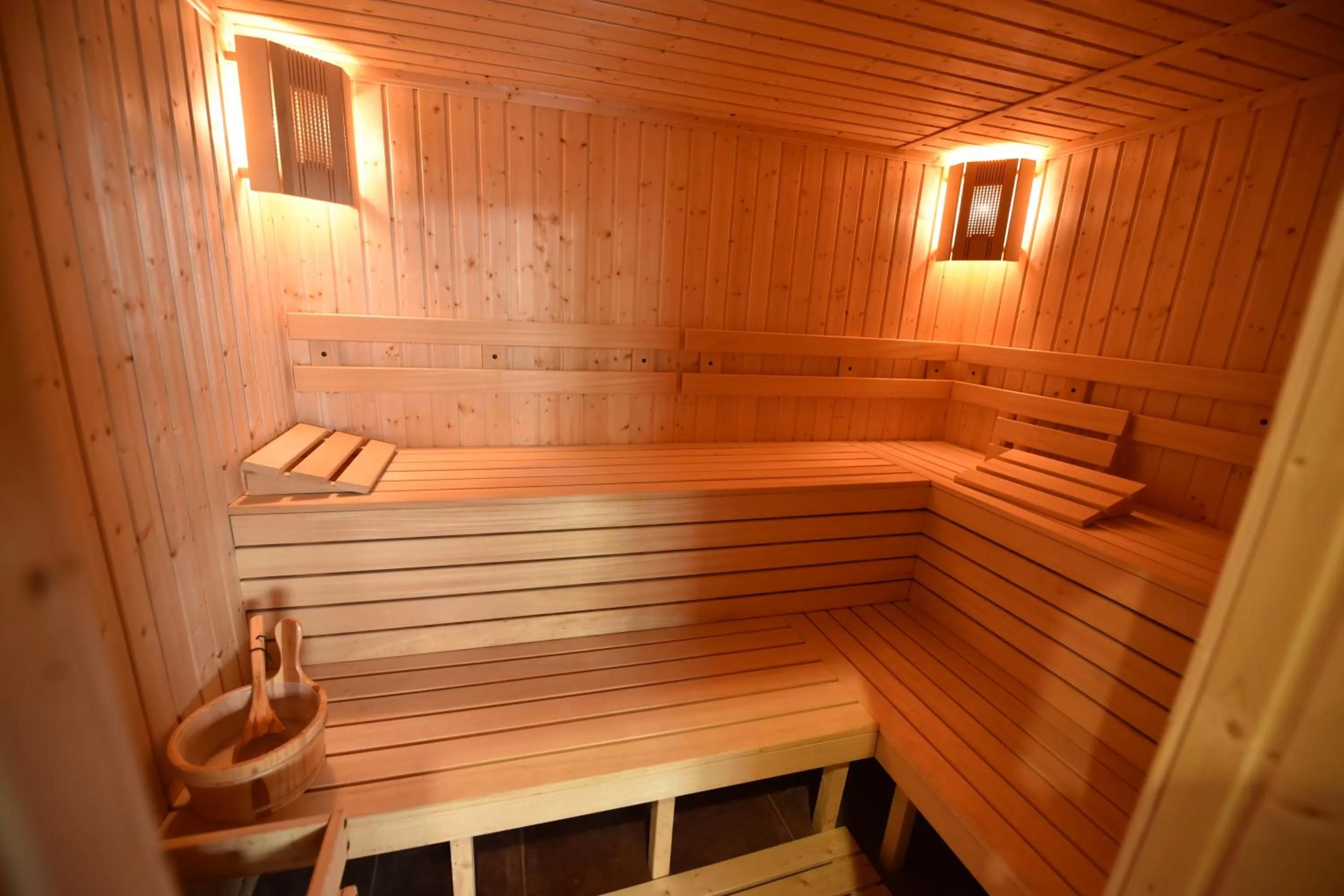 Sauna in Best Western Plus Olives City Hotel - Free Pool & Parking
