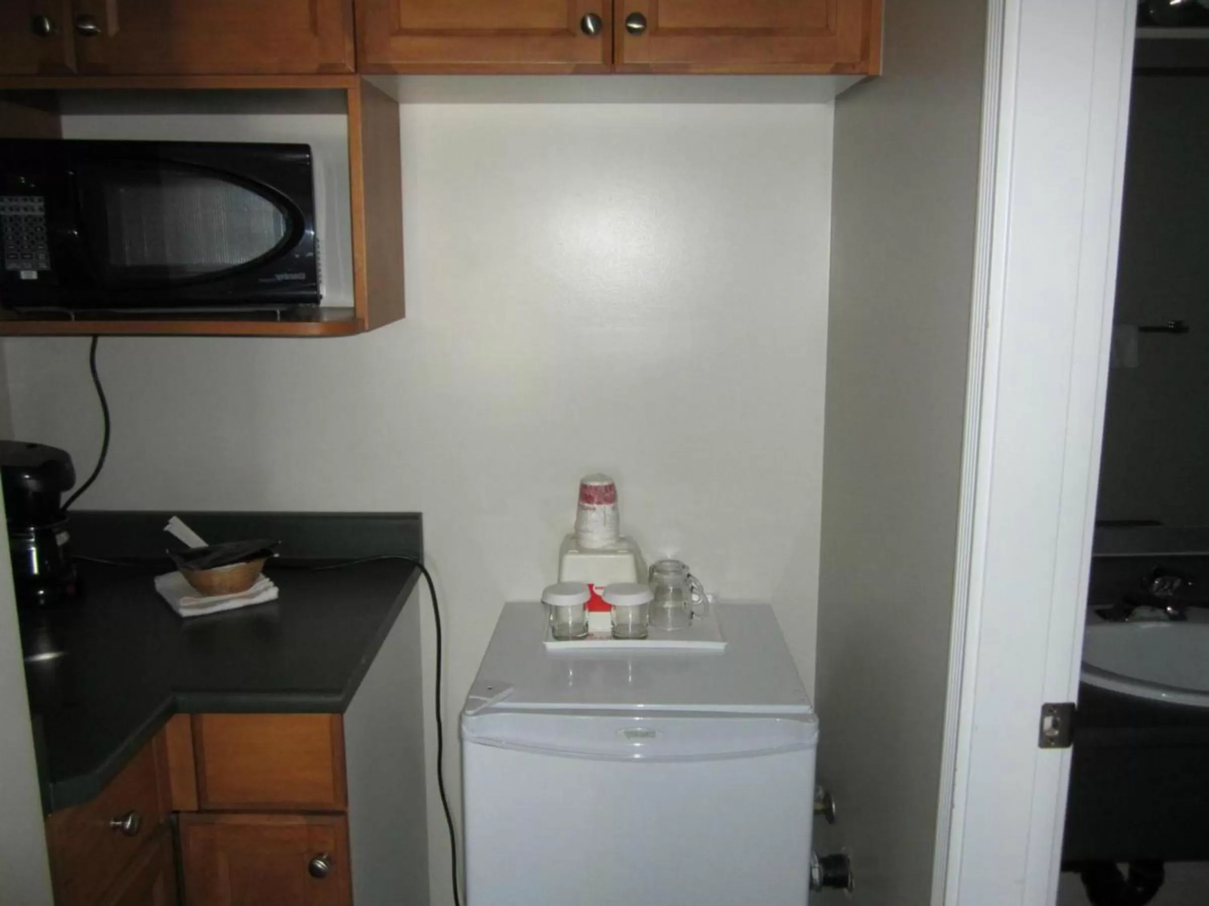 Decorative detail in Ramada Merritt