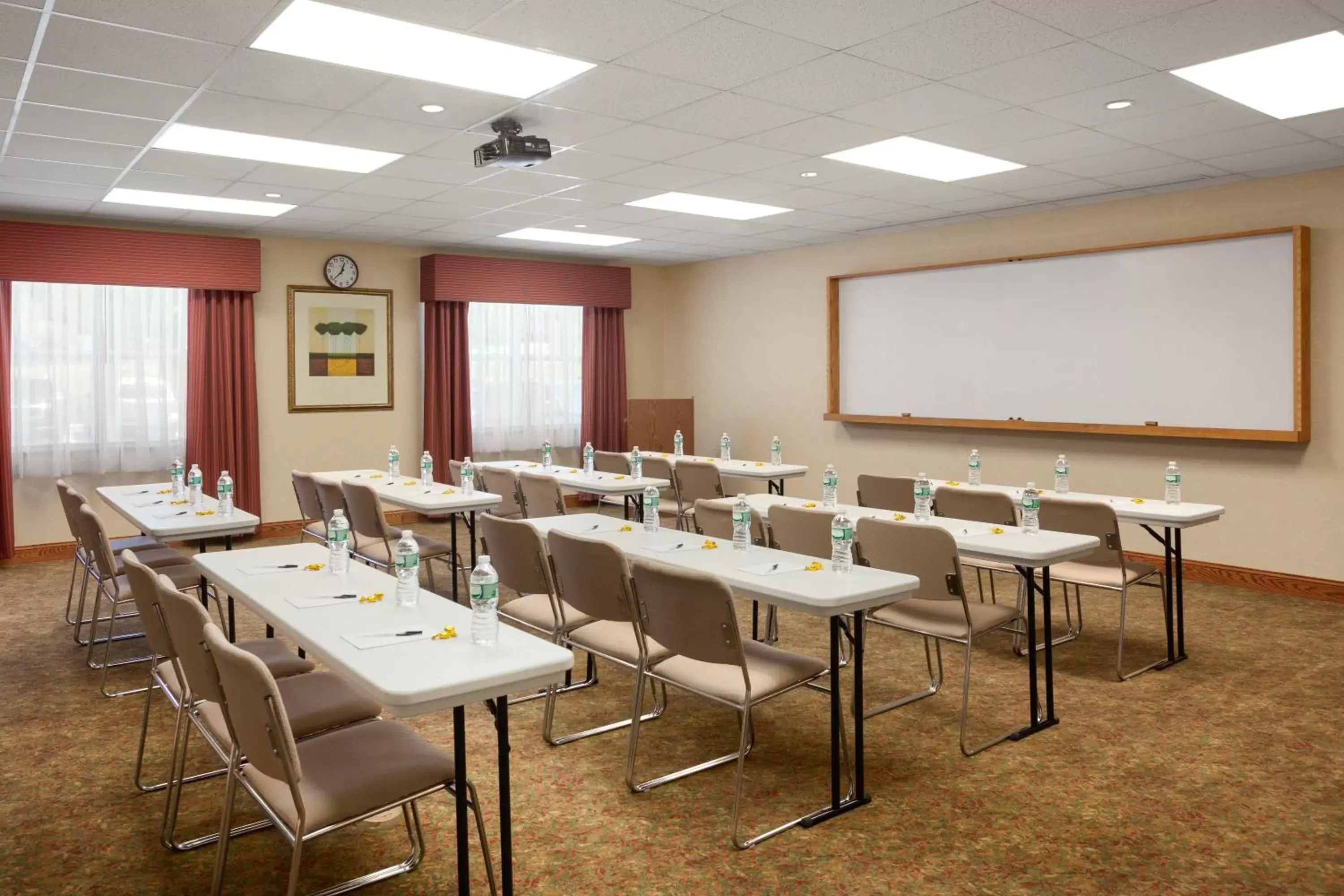 Area and facilities in Country Inn & Suites by Radisson, Ithaca, NY