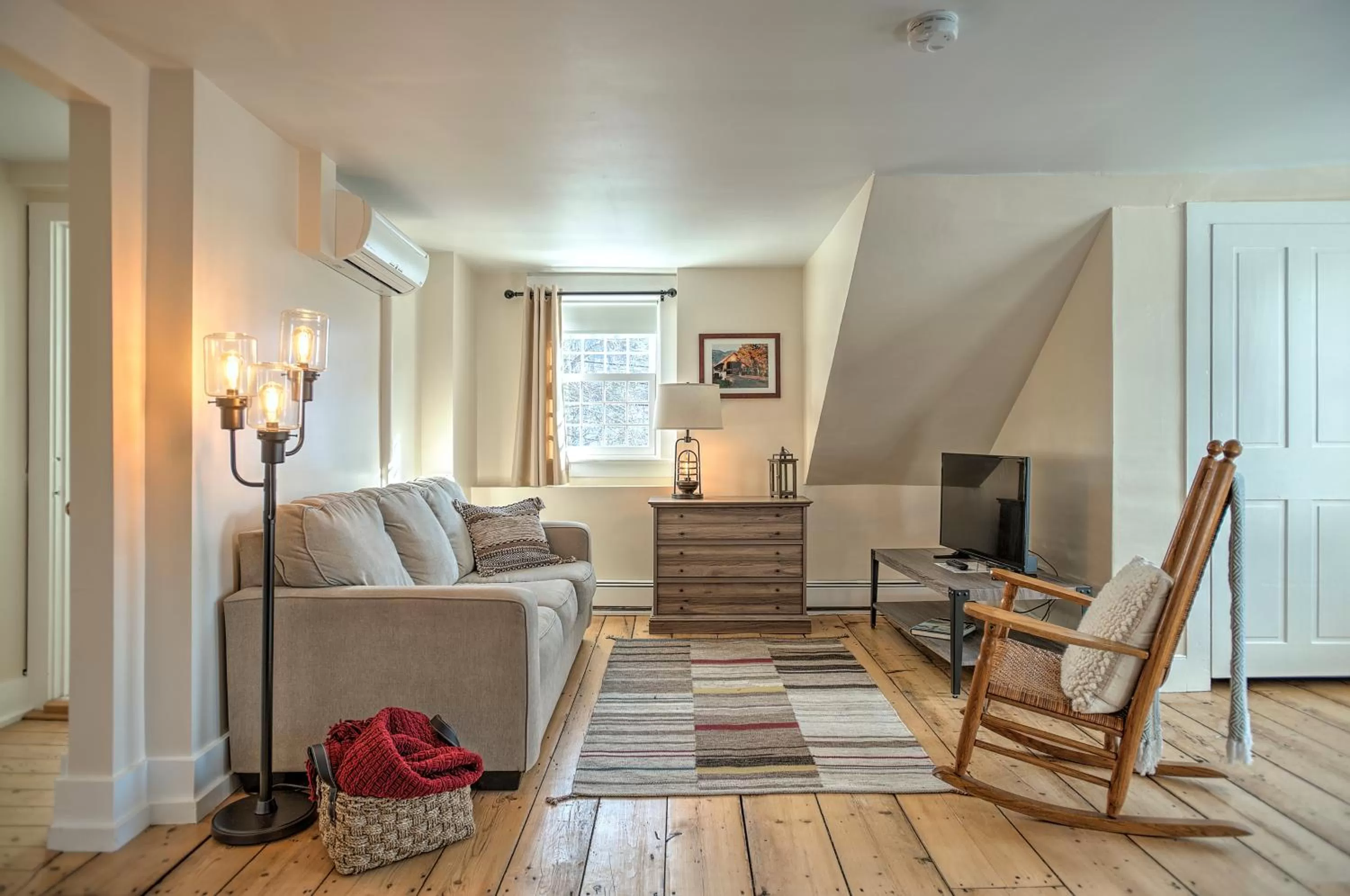 Bed in The Woodstocker B&B