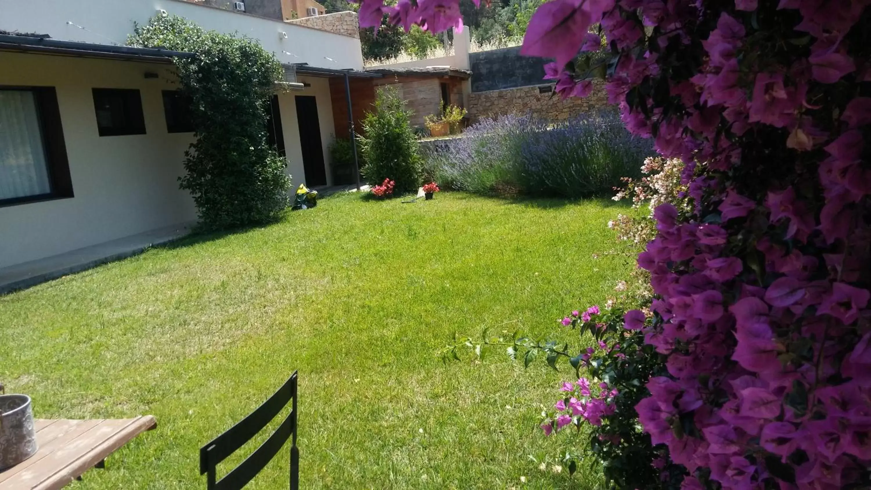 Garden in Mas Ferran Adults Only