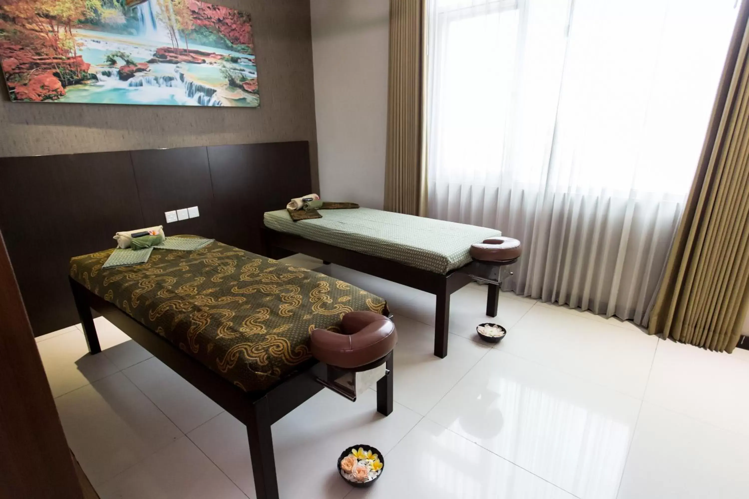 Spa and wellness centre/facilities in Savana Hotel & Convention Malang