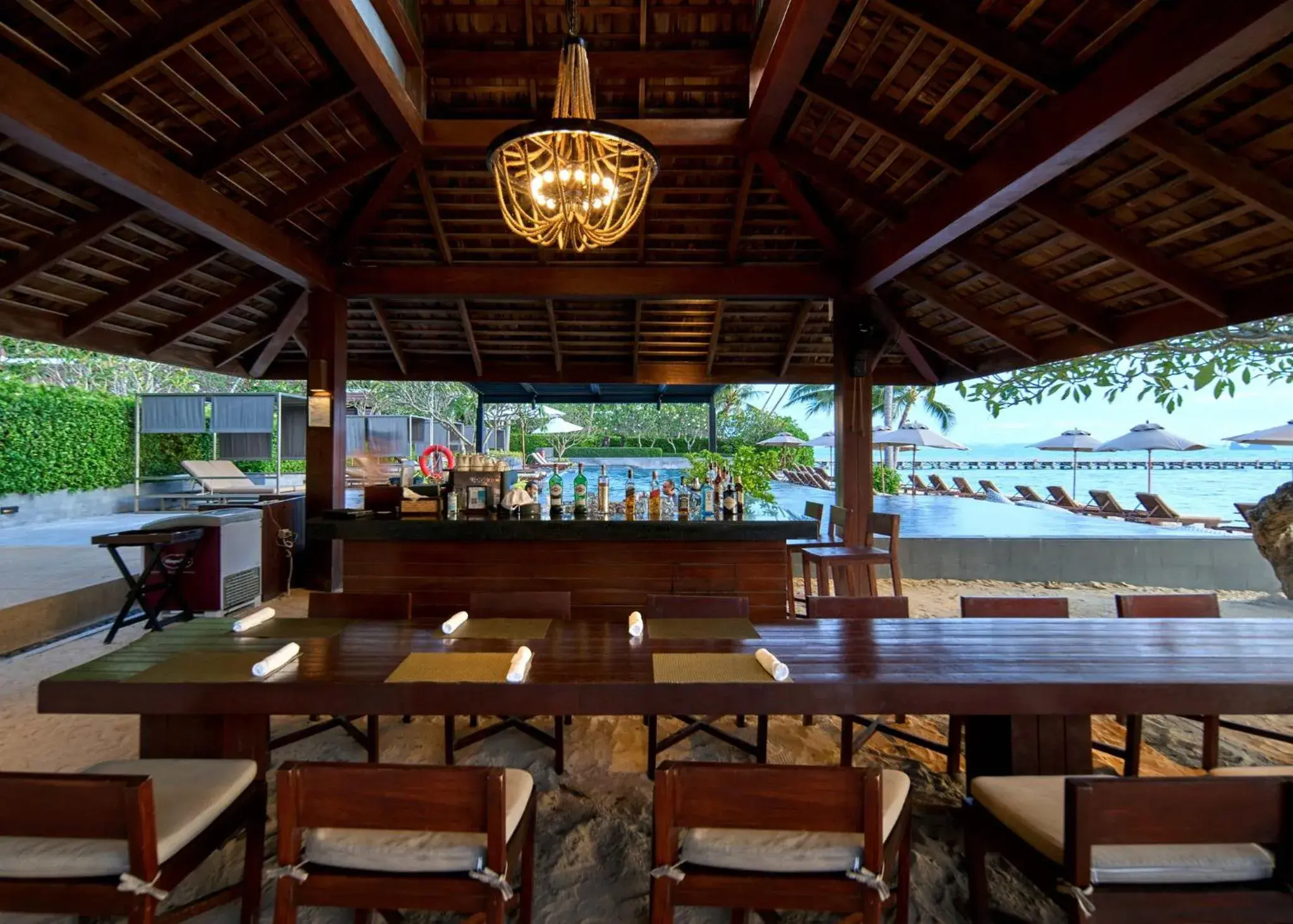 Lounge or bar, Restaurant/Places to Eat in InterContinental Koh Samui Resort, an IHG Hotel Lounge or bar, Restaurant/Places to Eat in InterContinental Koh Samui Resort, an IHG Hotel