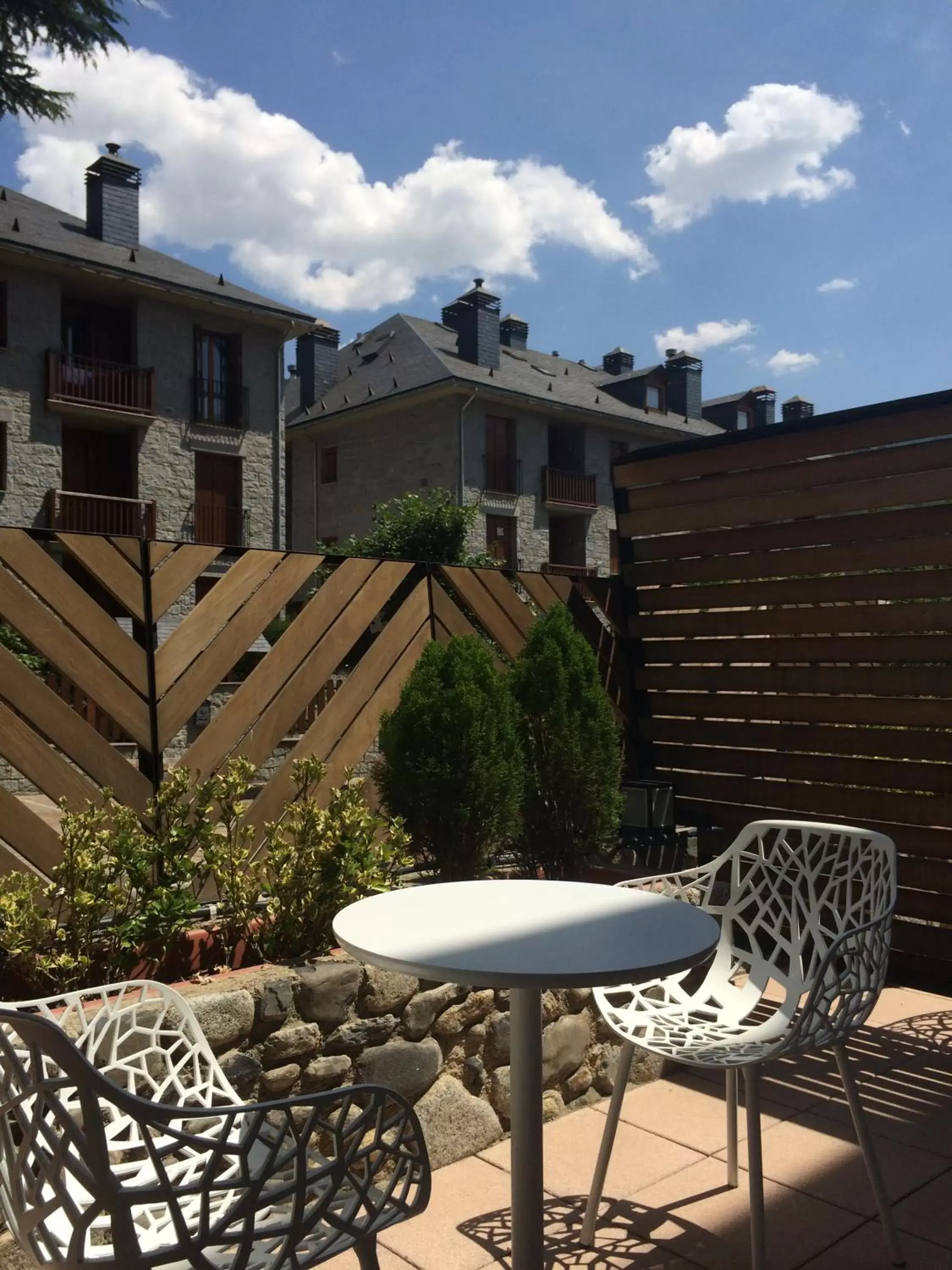 Balcony/Terrace in SOMMOS Hotel Aneto