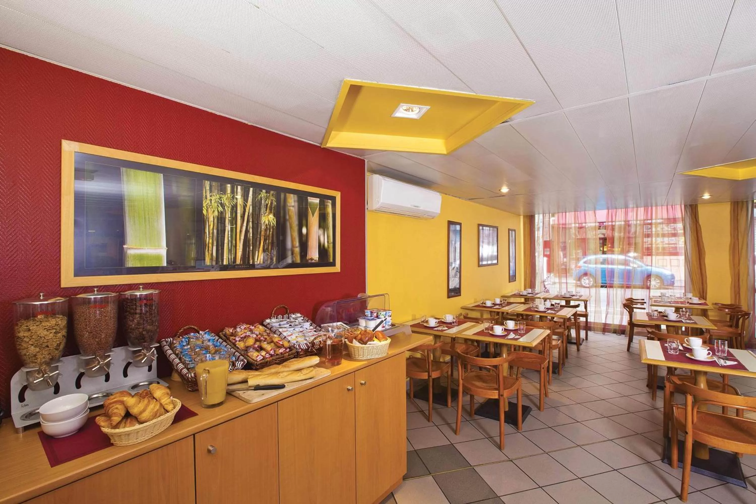 Restaurant/places to eat in Séjours & Affaires Lyon Saxe-Gambetta