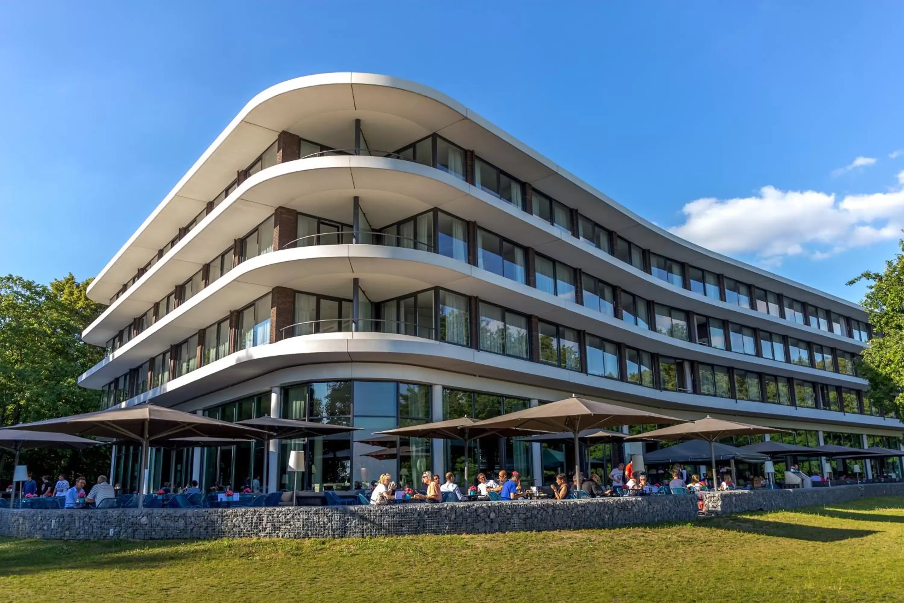 Facade/entrance, Property Building in Fletcher Hotel-Restaurant de Wageningsche Berg