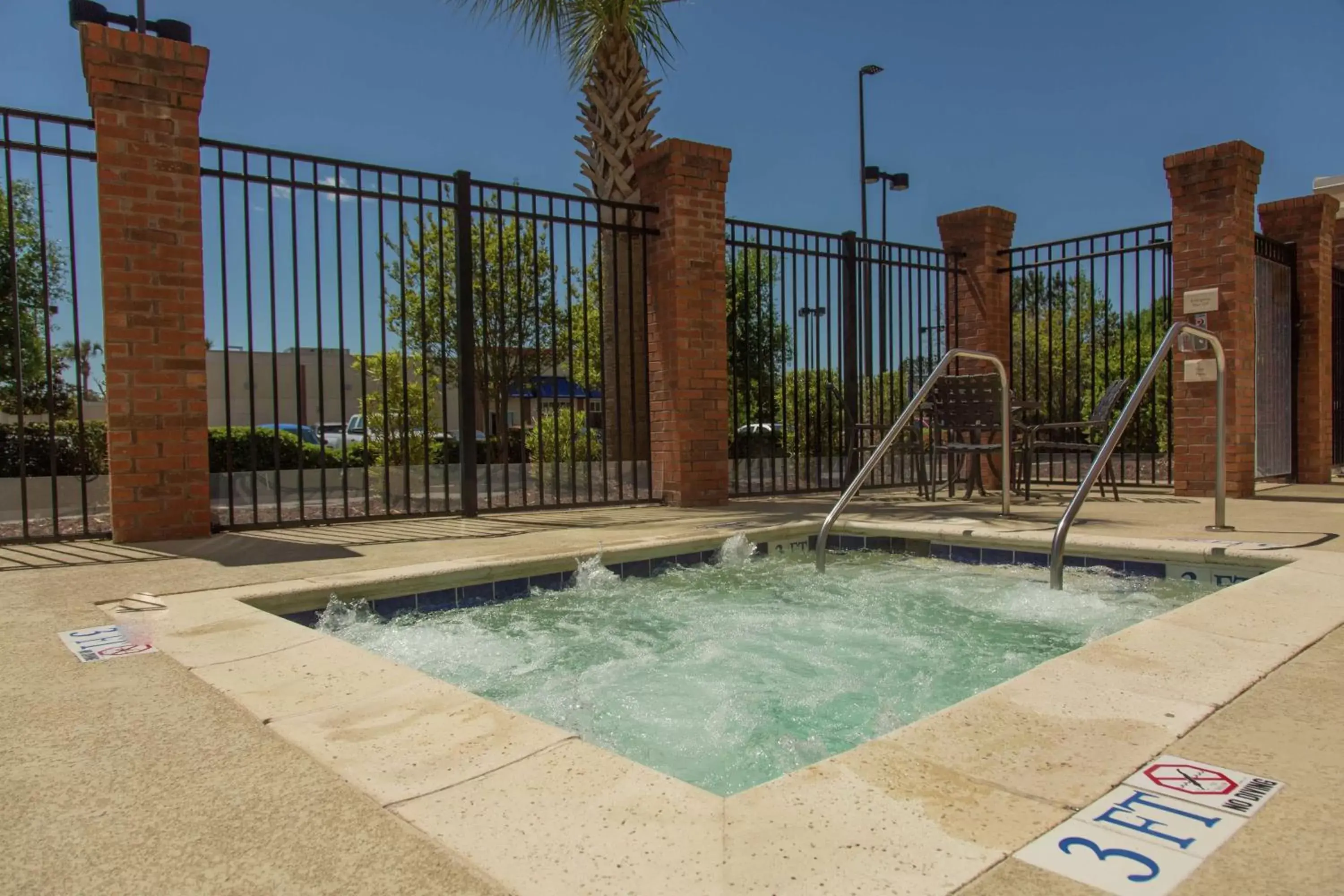 Sports, Swimming Pool in Hilton Garden Inn Myrtle Beach/Coastal Grand Mall