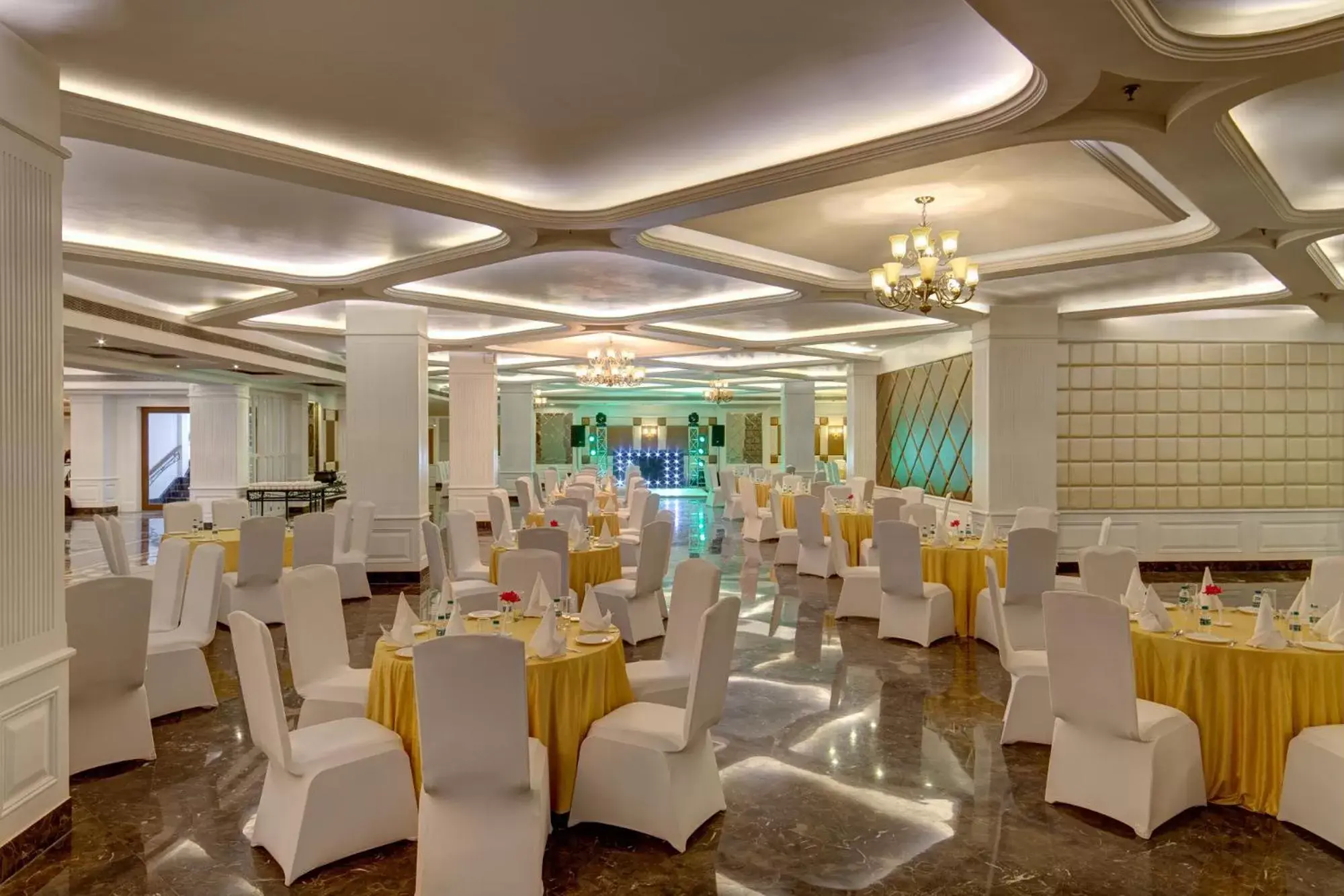 Banquet/Function facilities, Banquet Facilities in Ramada Plaza By Wyndham, Chandigarh Zirakpur