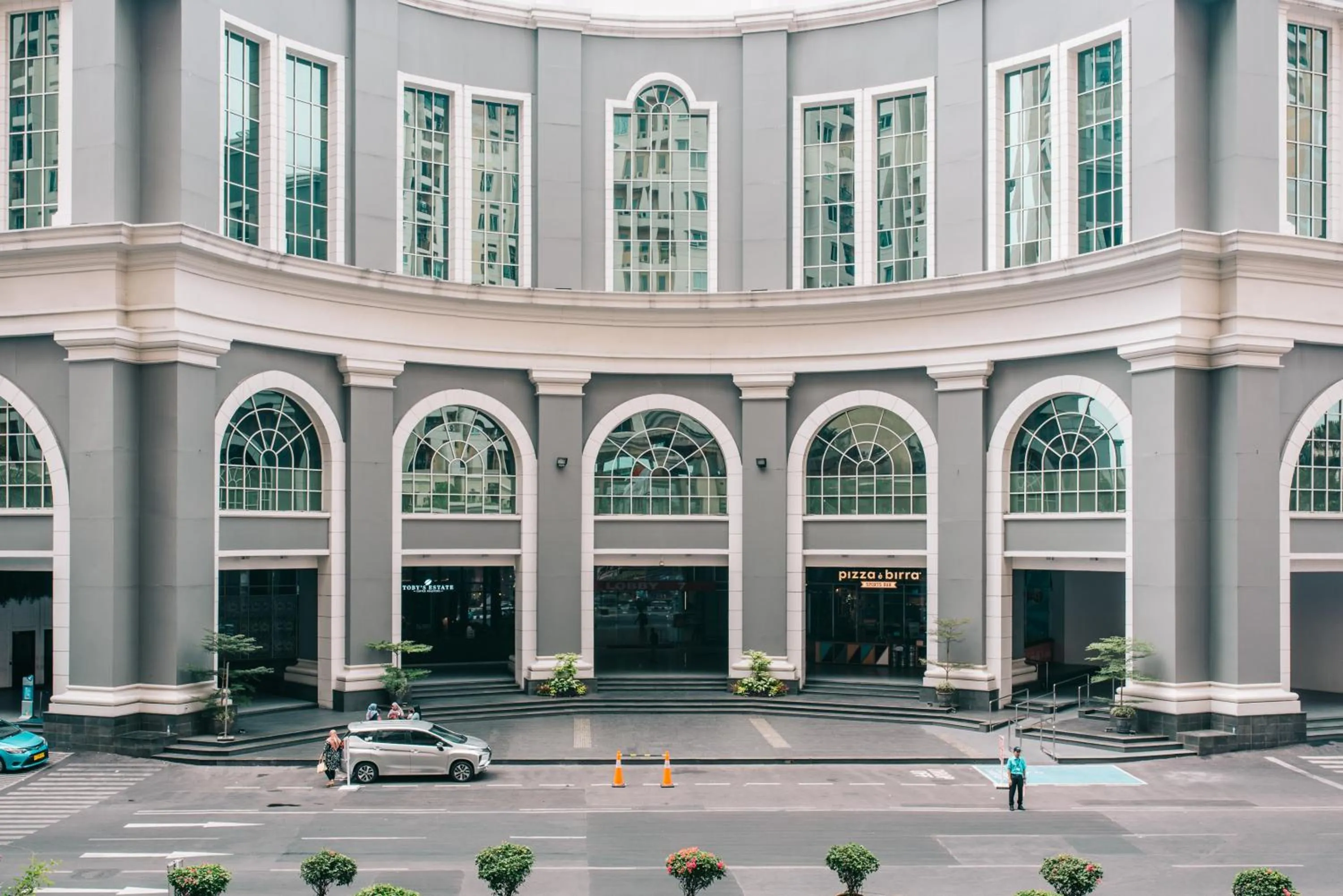 Ravarine Suite Apartment