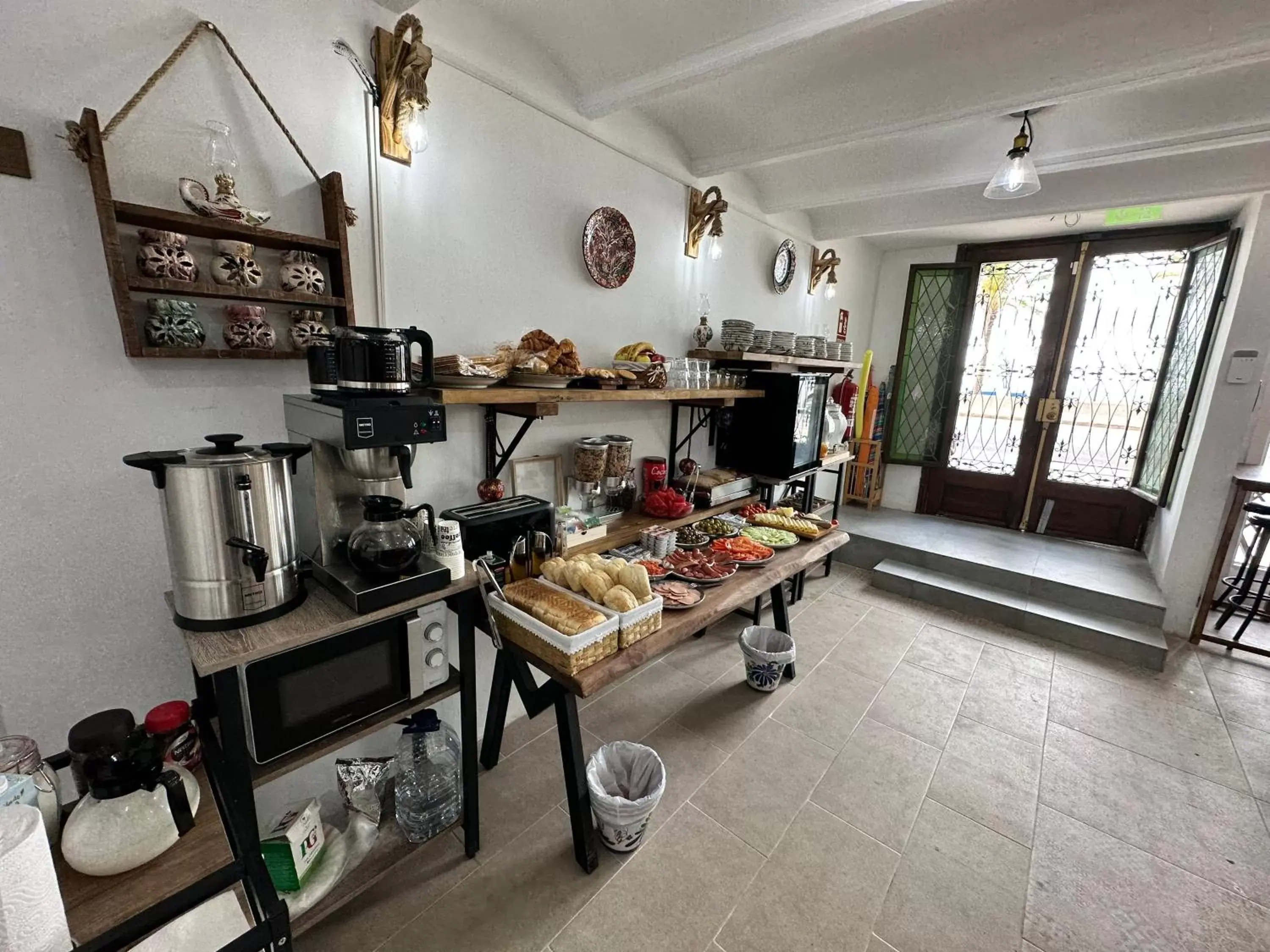 Coffee/tea facilities in Vilador Beach Hotel