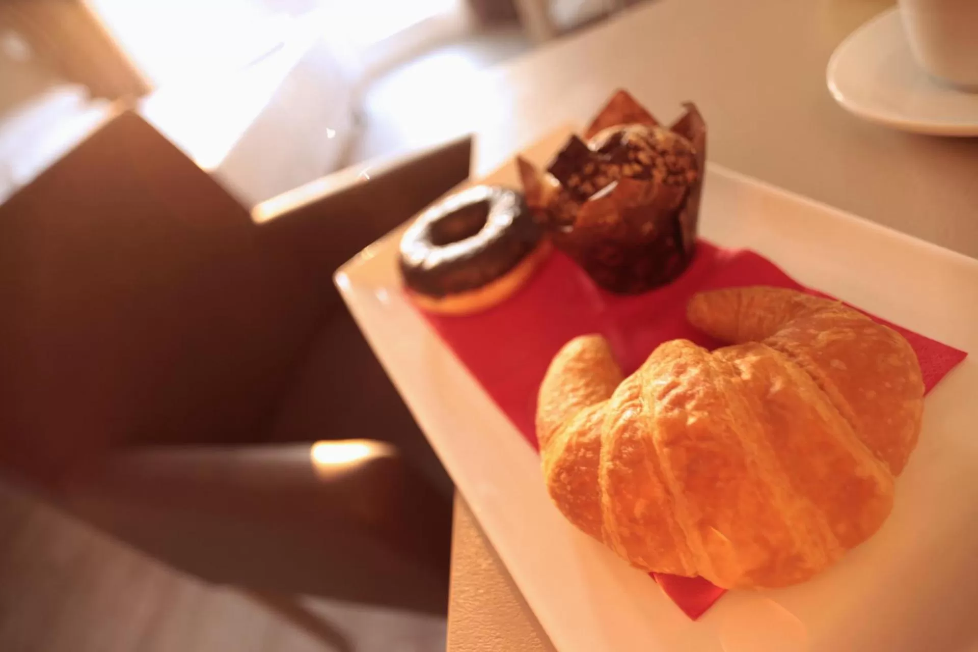 Breakfast in porto canale b & b