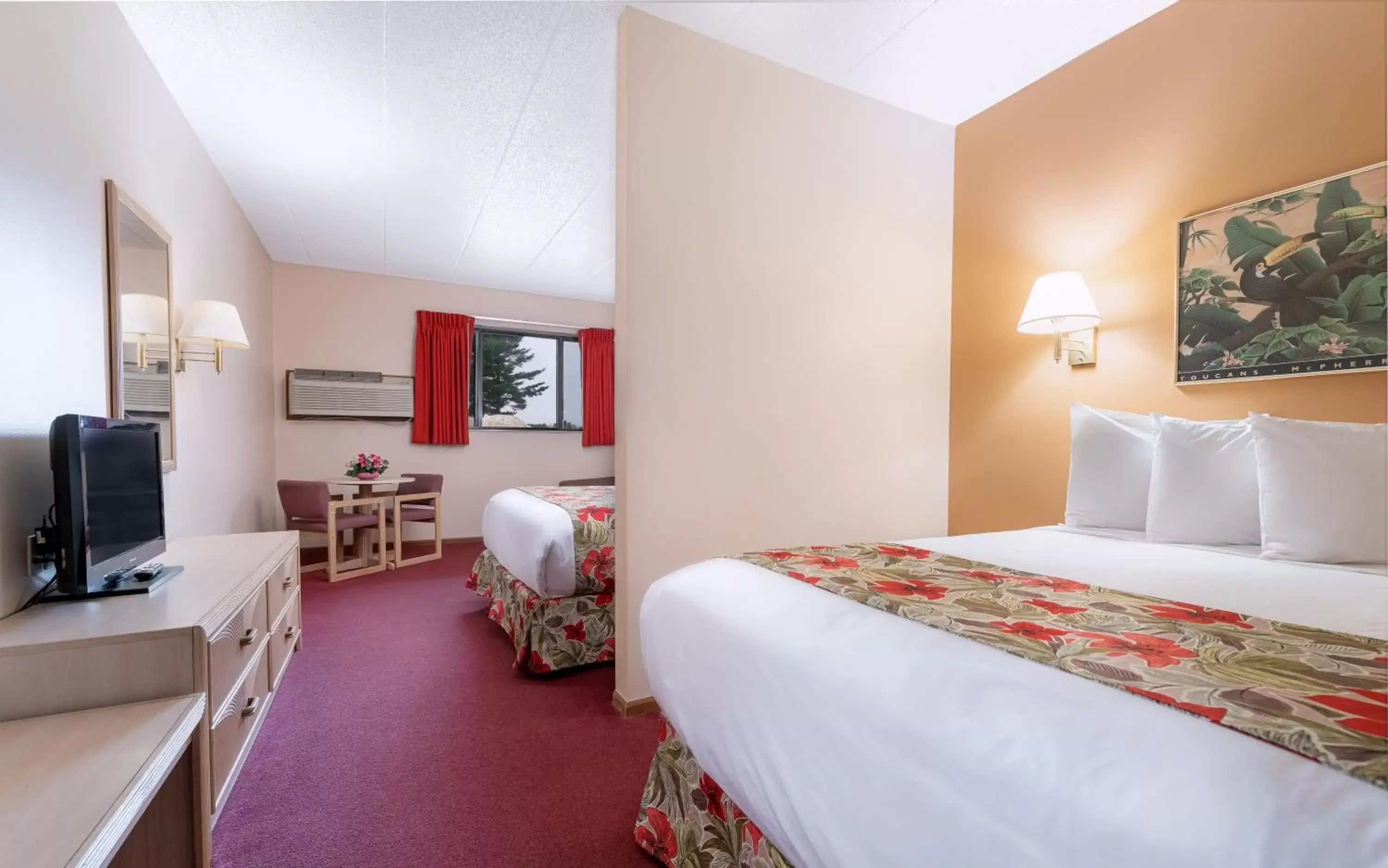 2 Queen and Sofa with Garden View -Free Land Of Natura Waterpark Pass in Aloha Beach Resort 2 Queen and Sofa with Garden View -Free Land Of Natura Waterpark Pass in Aloha Beach Resort