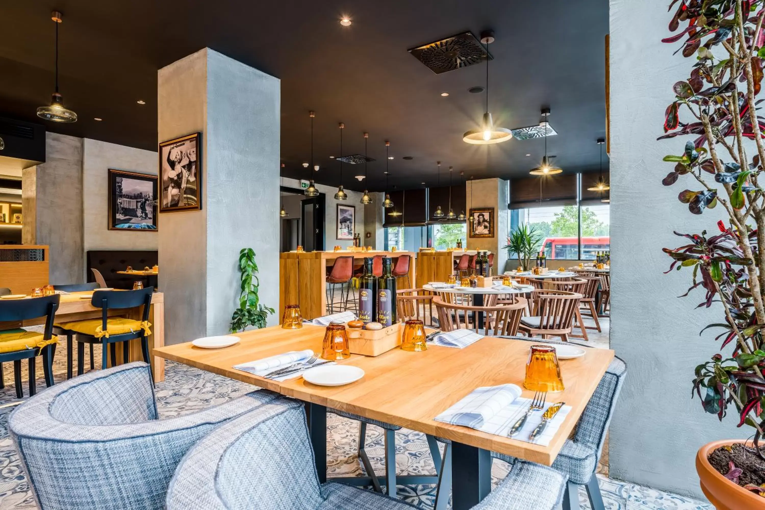 Restaurant/Places to Eat in Park Inn by Radisson Danube Bratislava