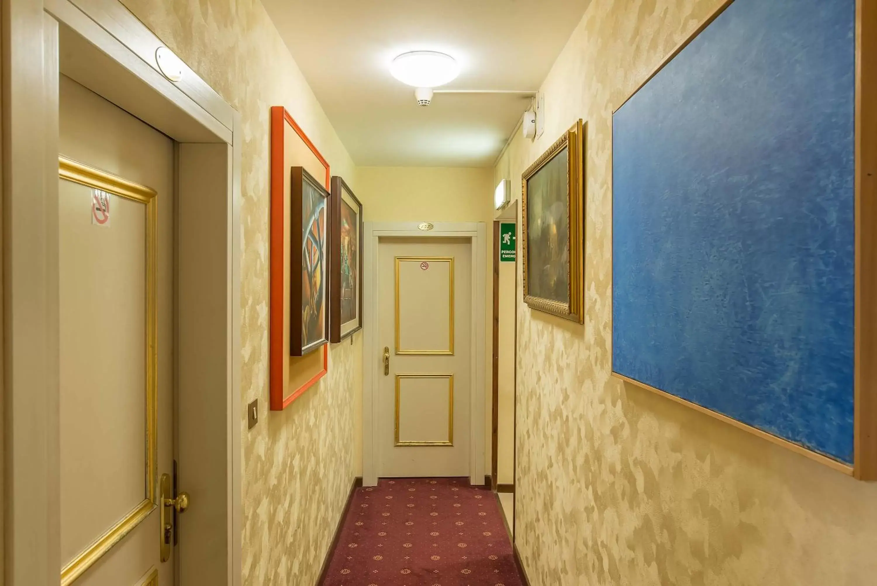 Area and facilities in Hotel La Fenice et Des Artistes