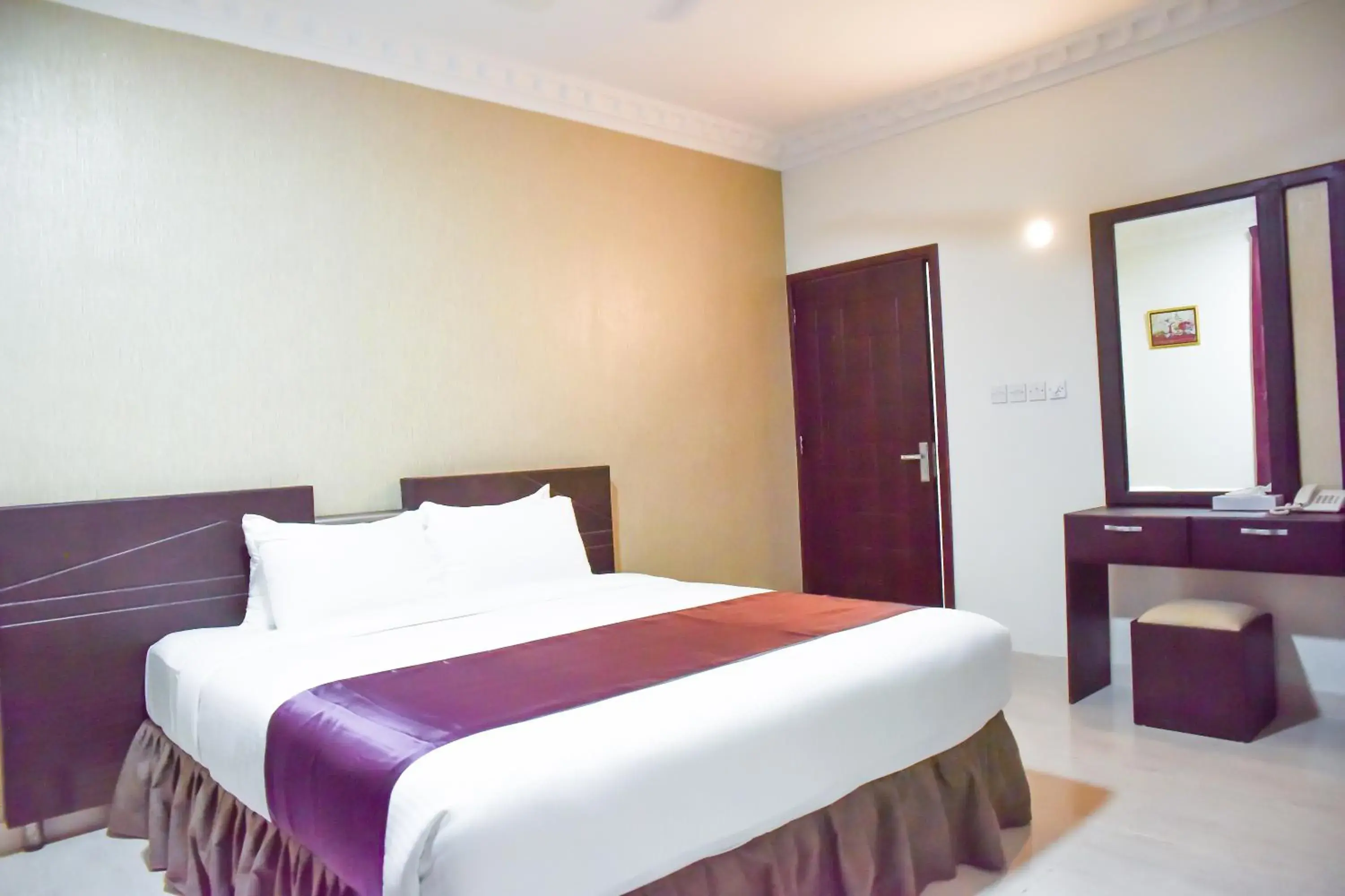 Bedroom, Bed in Gateway Salalah Apartments