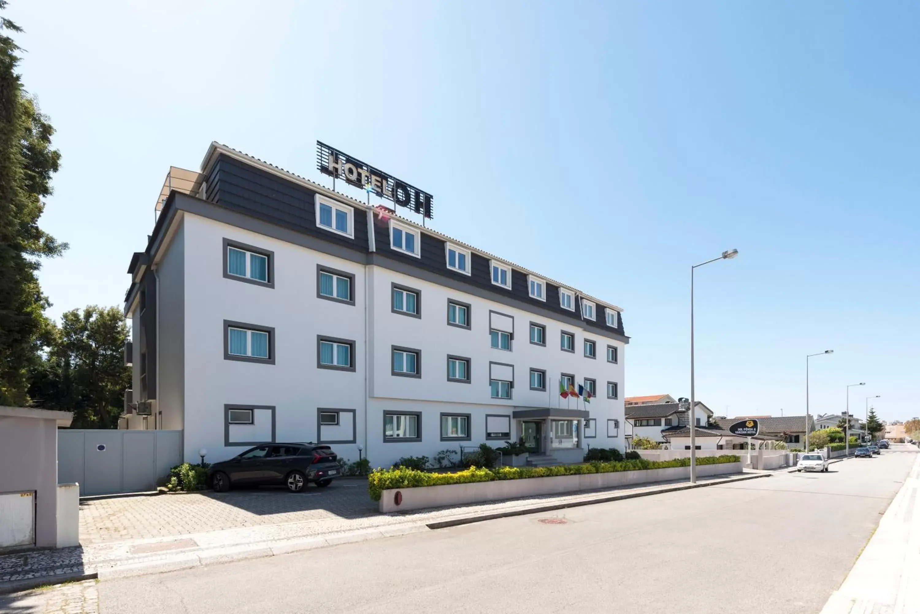 Property building in Varzinn Hotel Property building in Varzinn Hotel