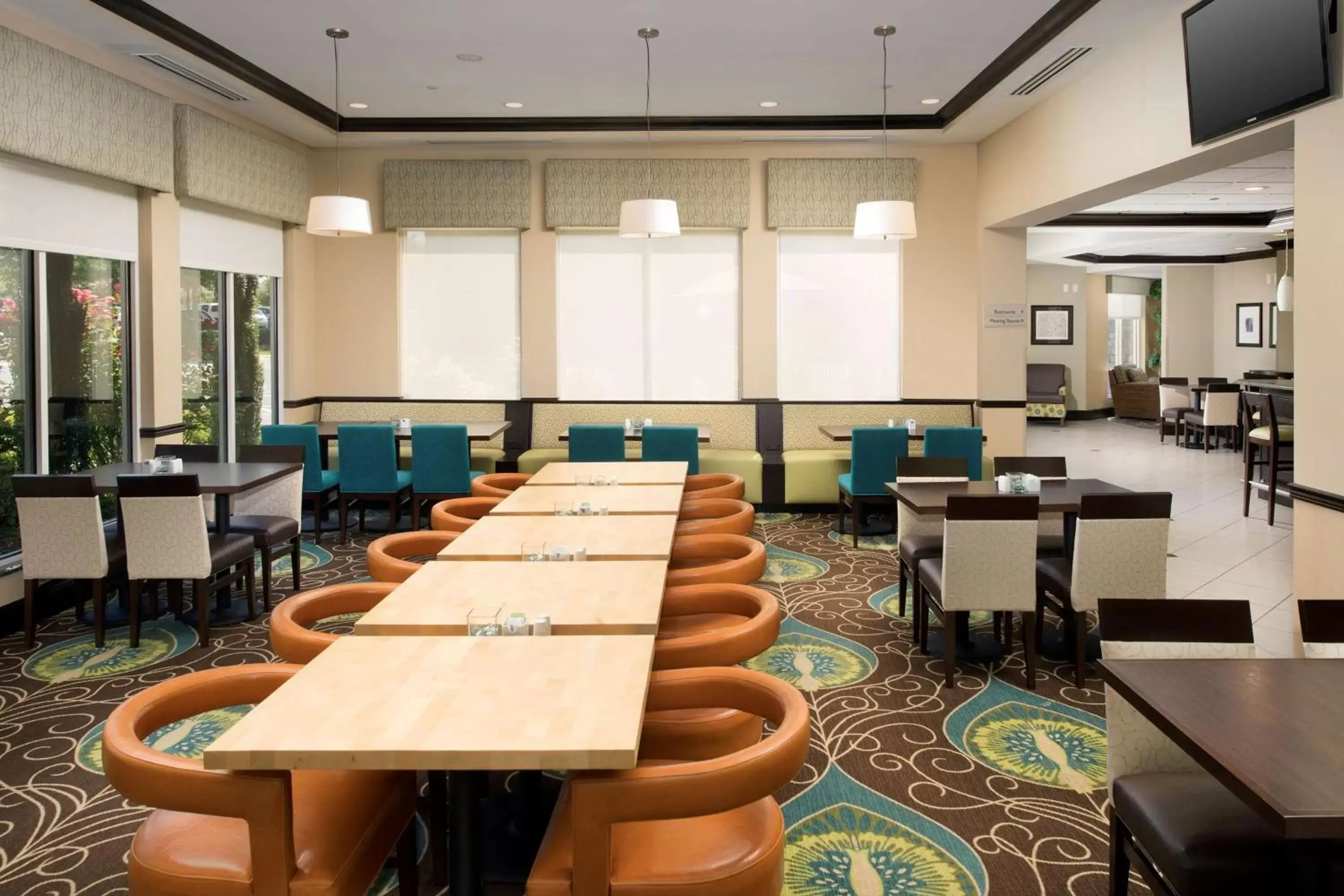 Restaurant/places to eat in Hilton Garden Inn Winston-Salem/Hanes Mall