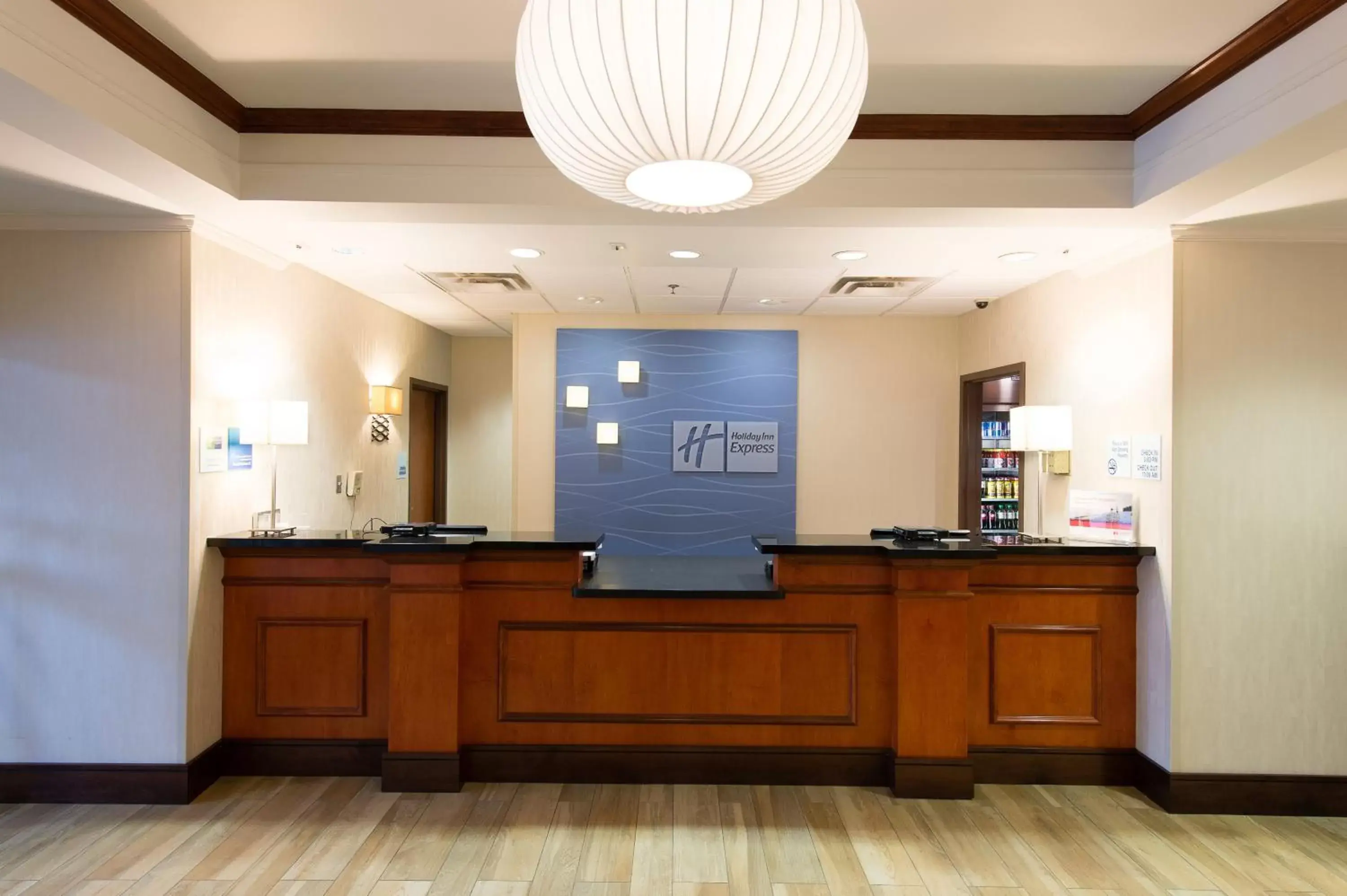 Property building, Lobby/Reception in Holiday Inn Express & Suites Walterboro, an IHG Hotel