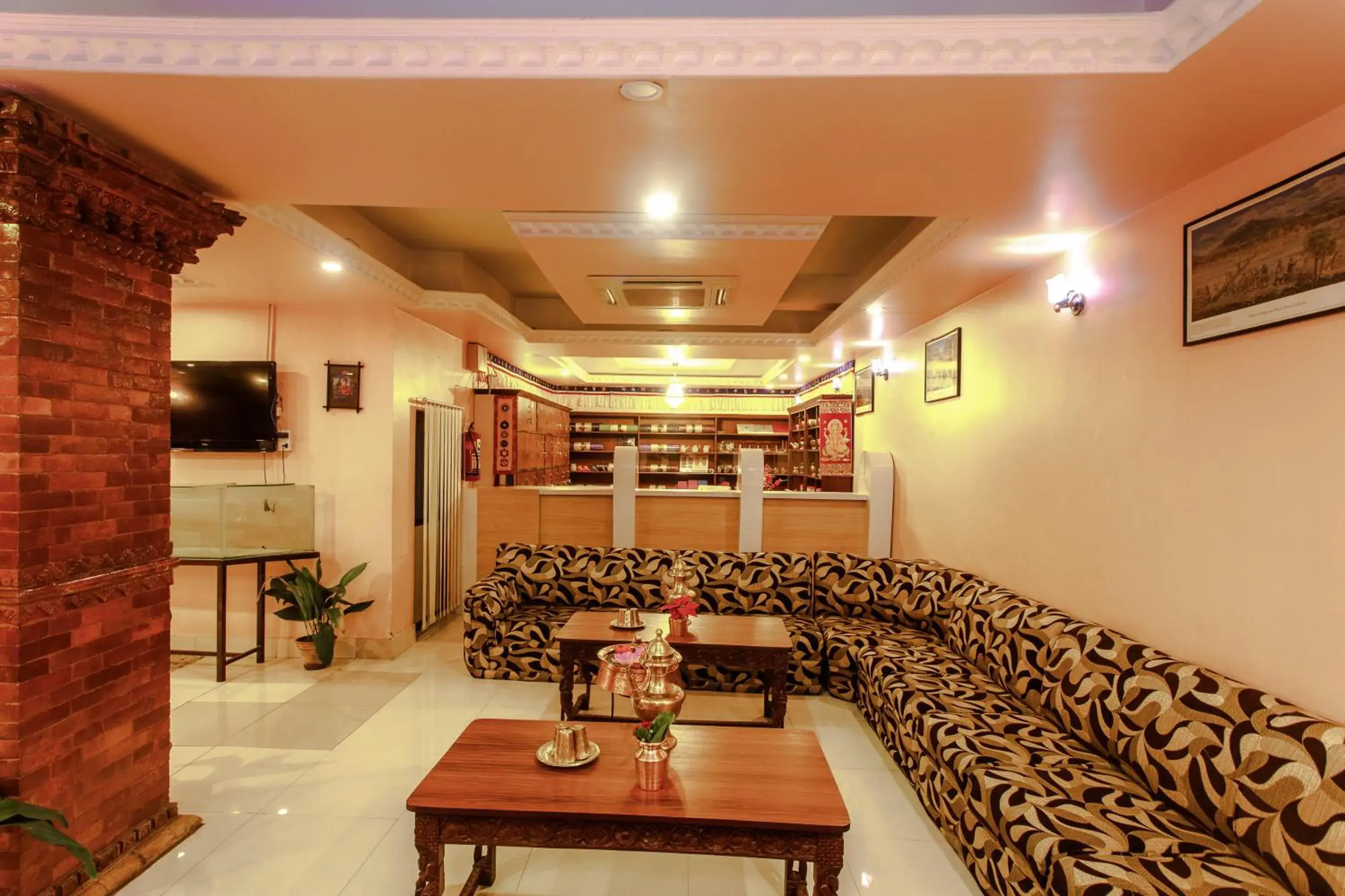 Lobby or reception, Restaurant/Places to Eat in Hotel Nepalaya