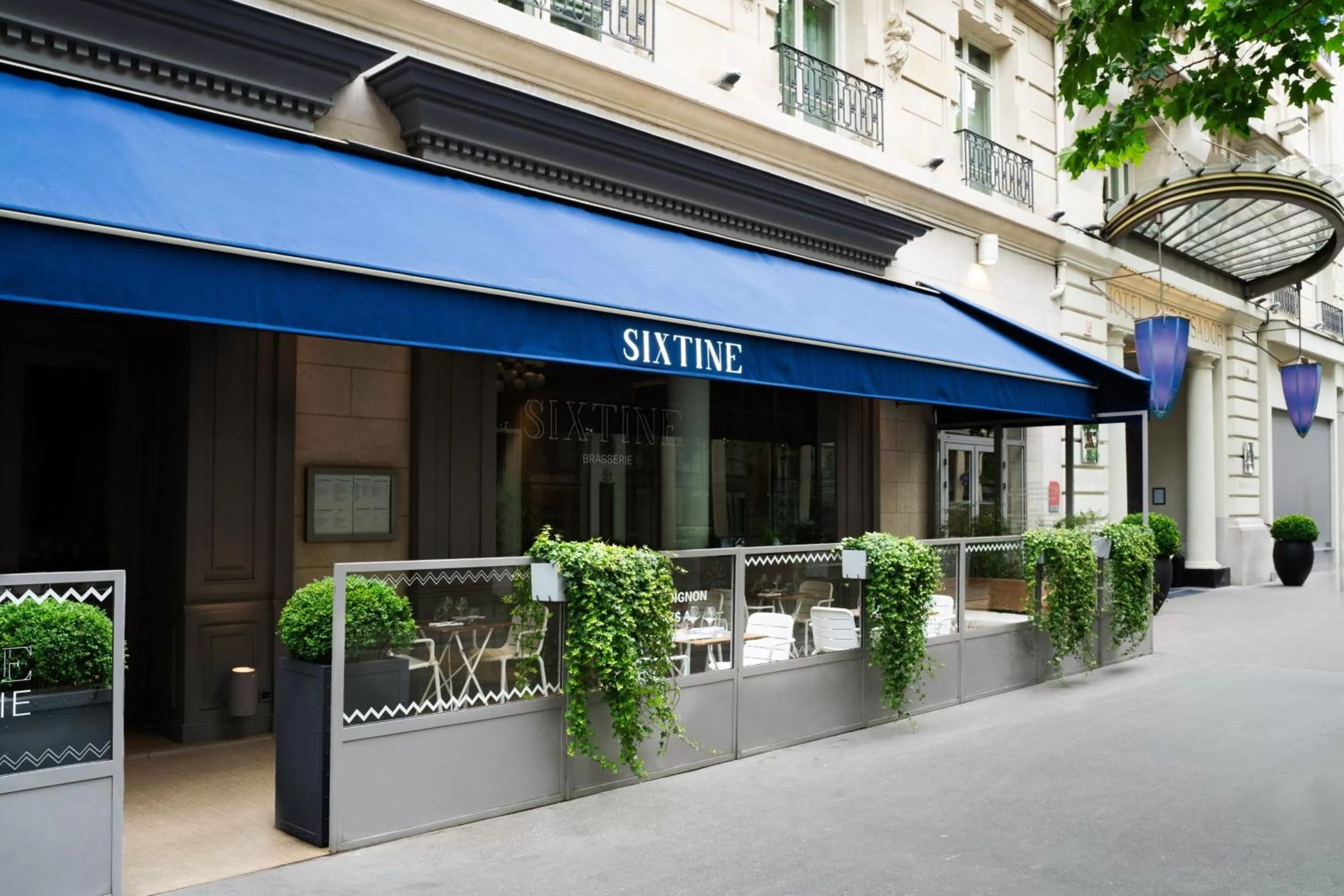 Restaurant/places to eat in Paris Marriott Opera Ambassador Hotel