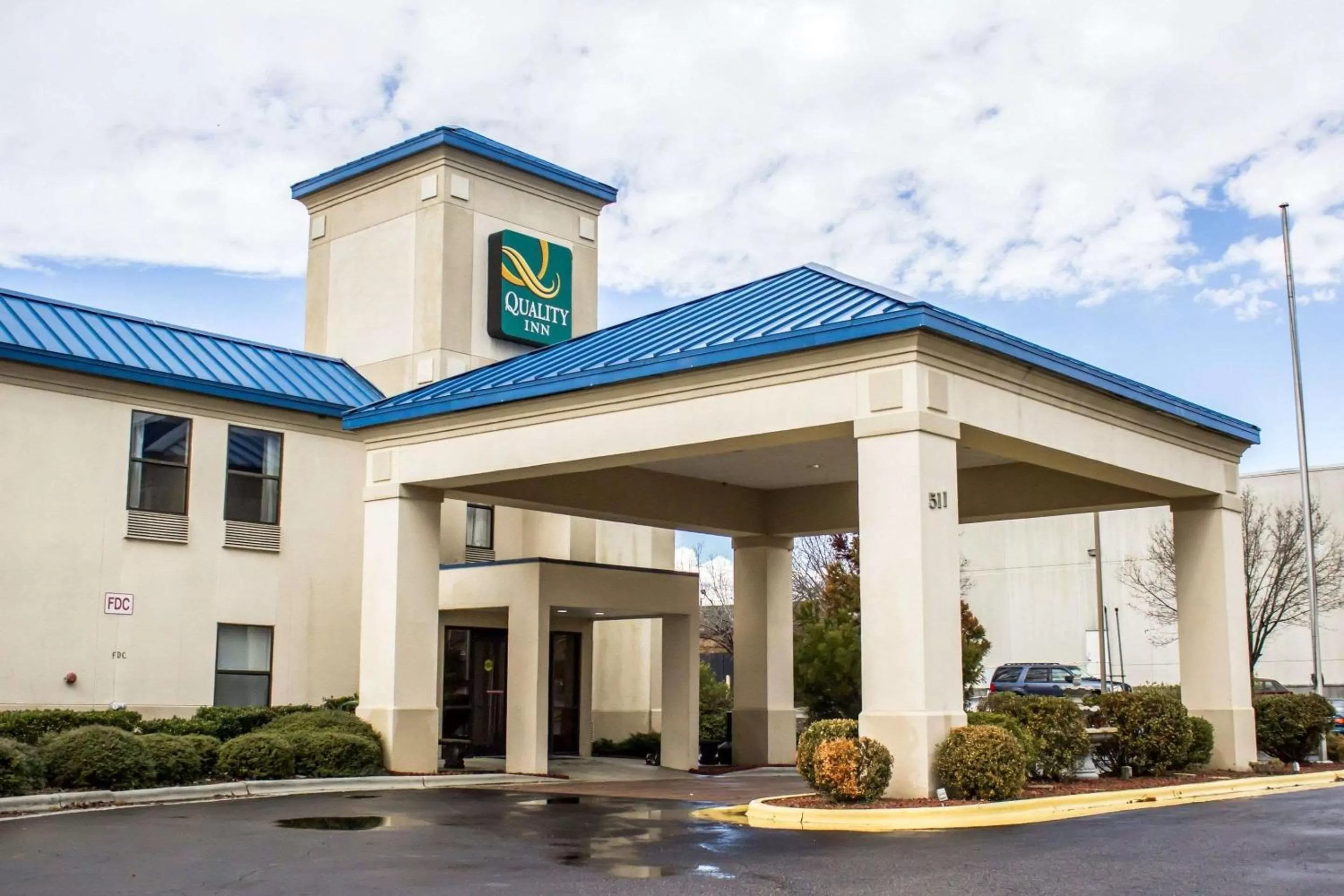 Property building in Quality Inn Fuquay Varina East
