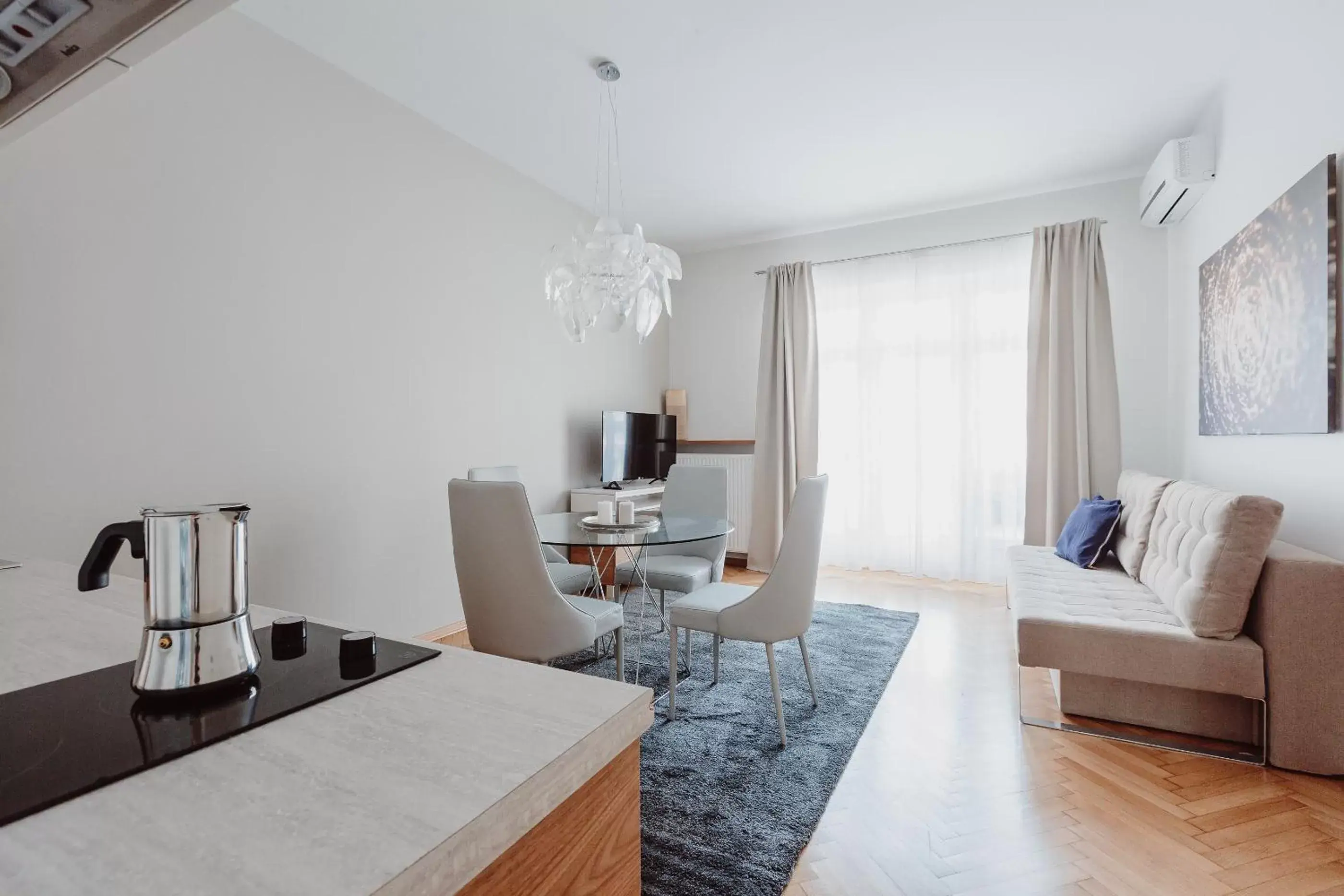 One-Bedroom Family Apartment (4 Adults) in 4Seasons Apartments Cracow One-Bedroom Family Apartment (4 Adults) in 4Seasons Apartments Cracow