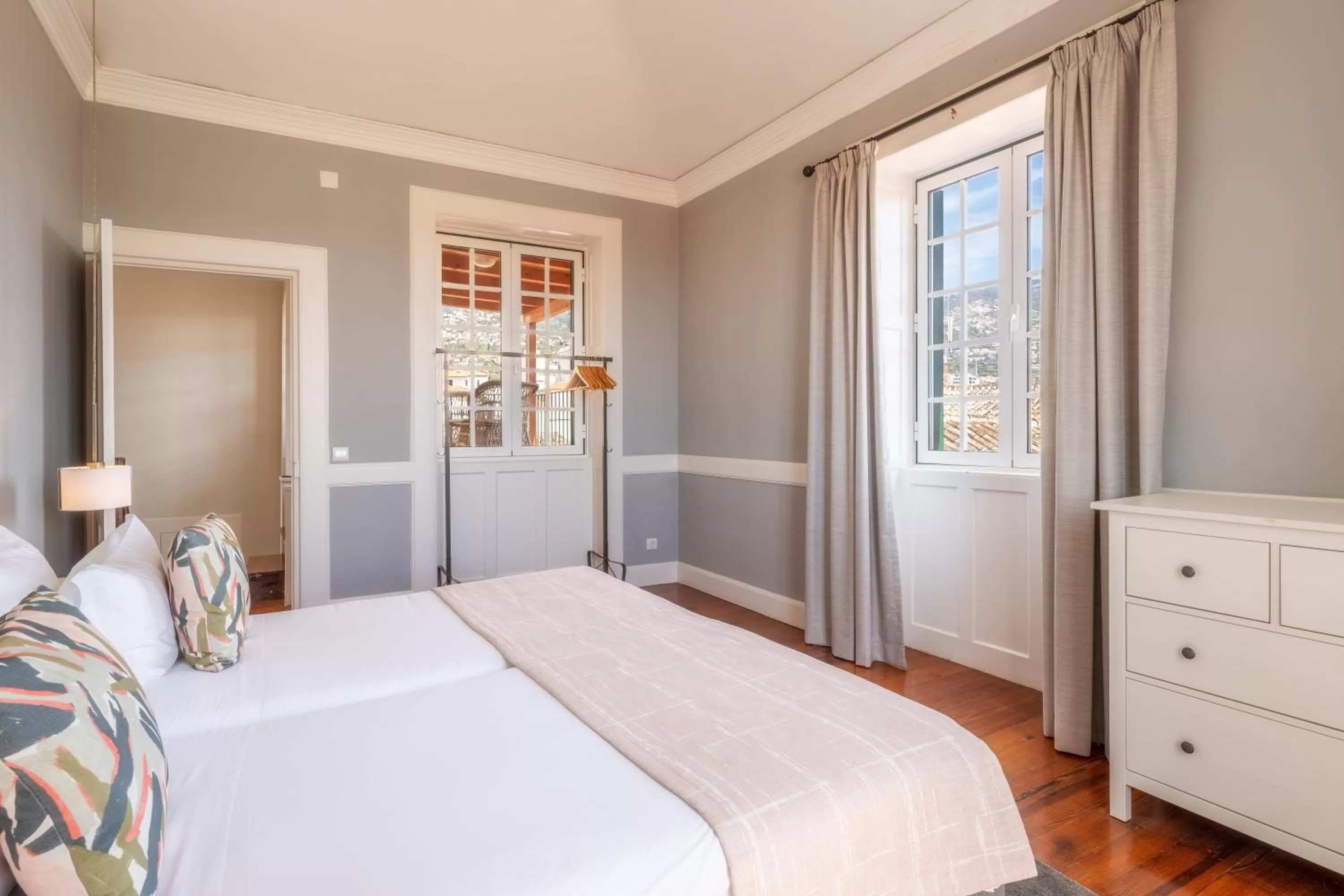 Bedroom, Bed in The Wine Lodges by An Island Apart