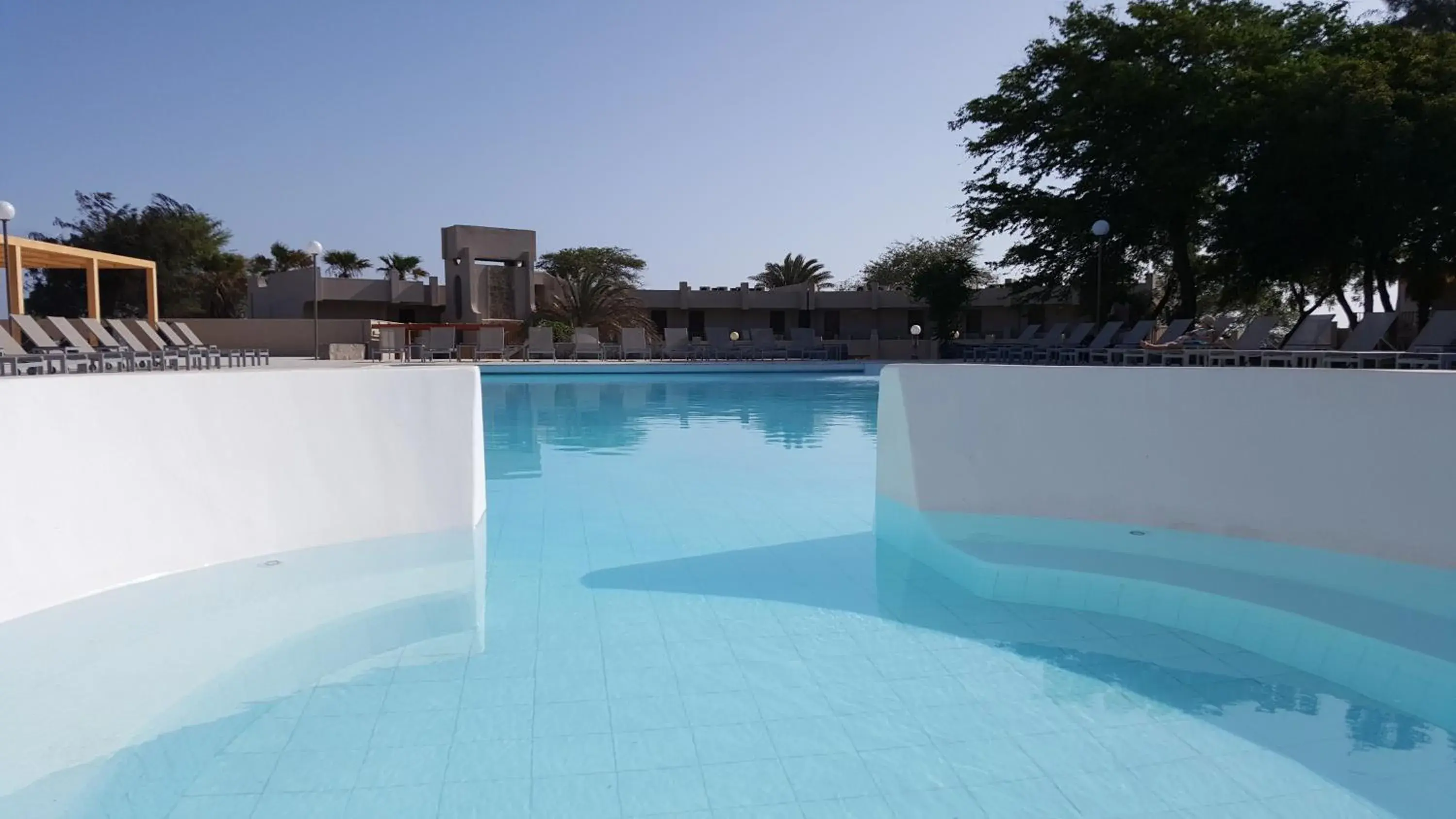 Swimming Pool in Oasis Praiamar