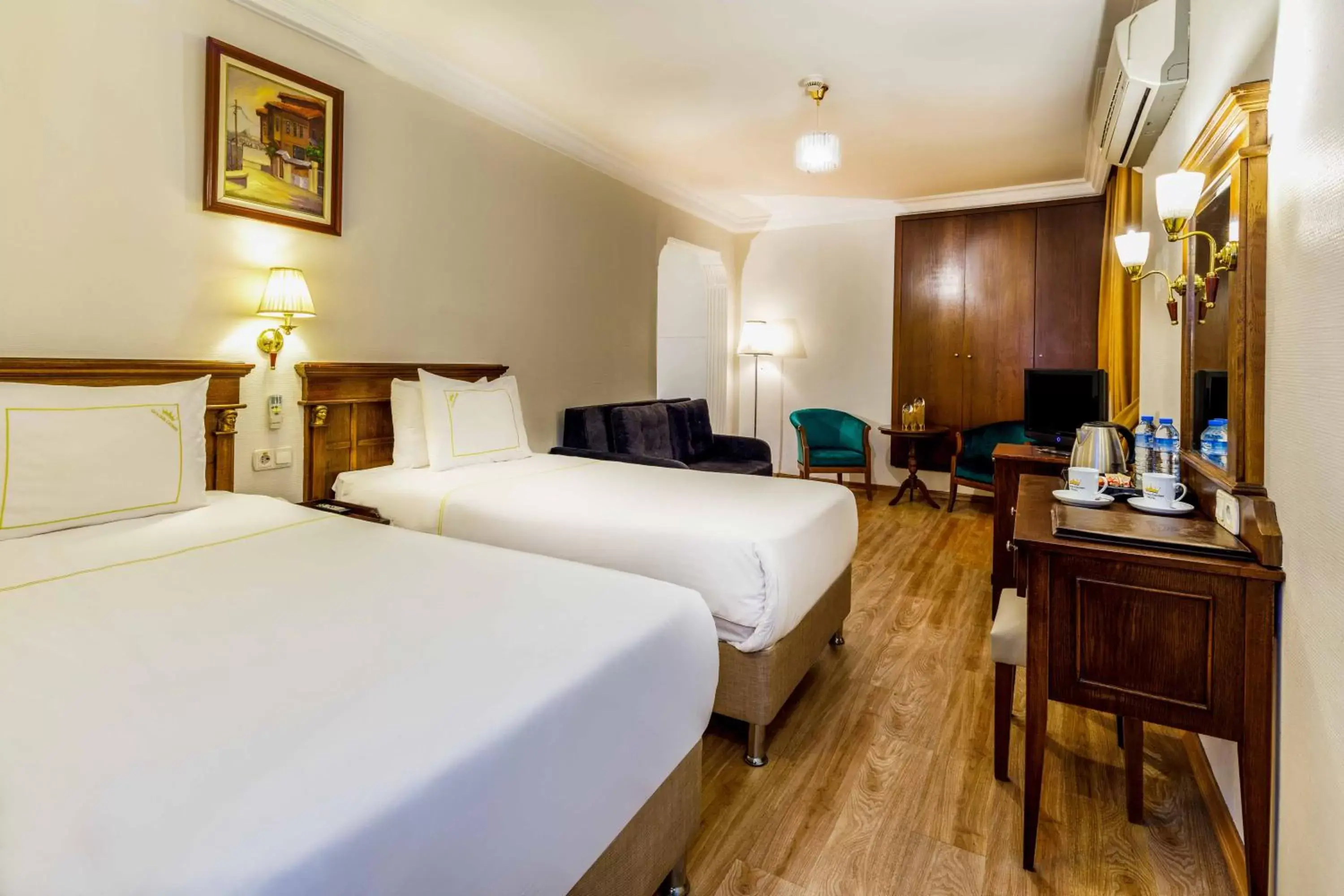 Massage in Golden Crown Hotel